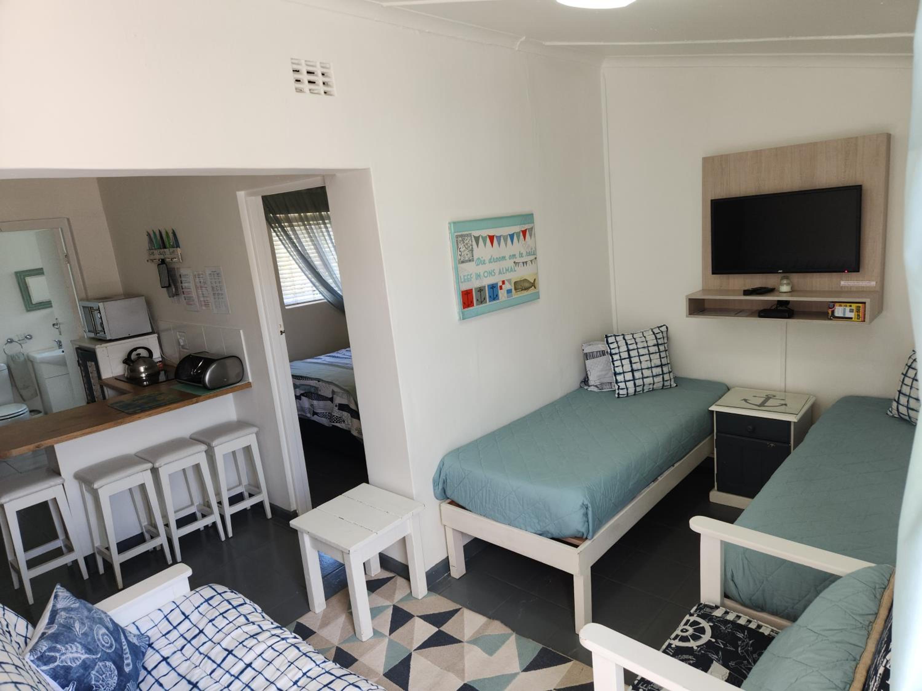 One-Bedroom Apartment (4 Adults) - 5 photo 2