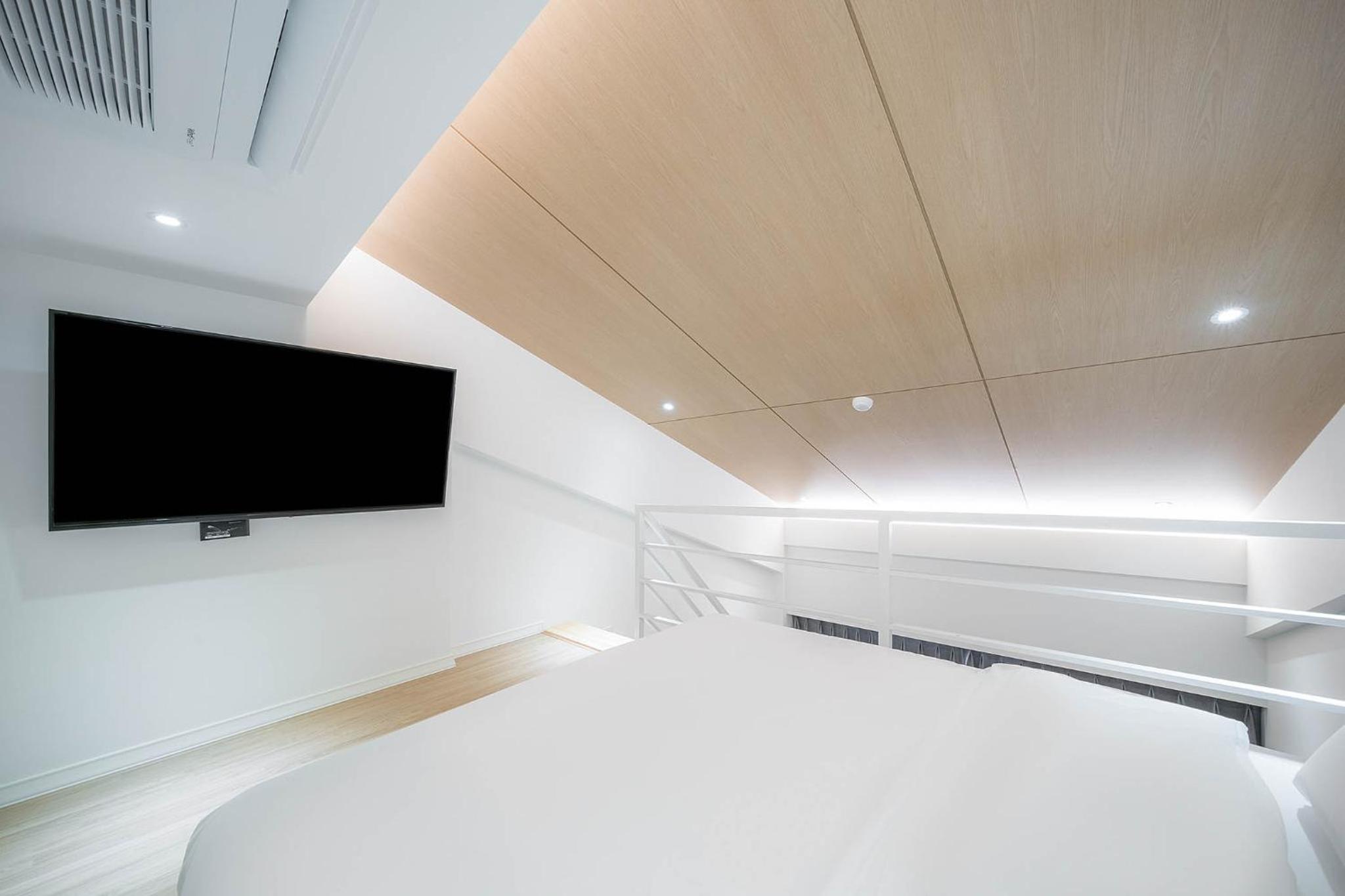 Duplex Room - Photo 13