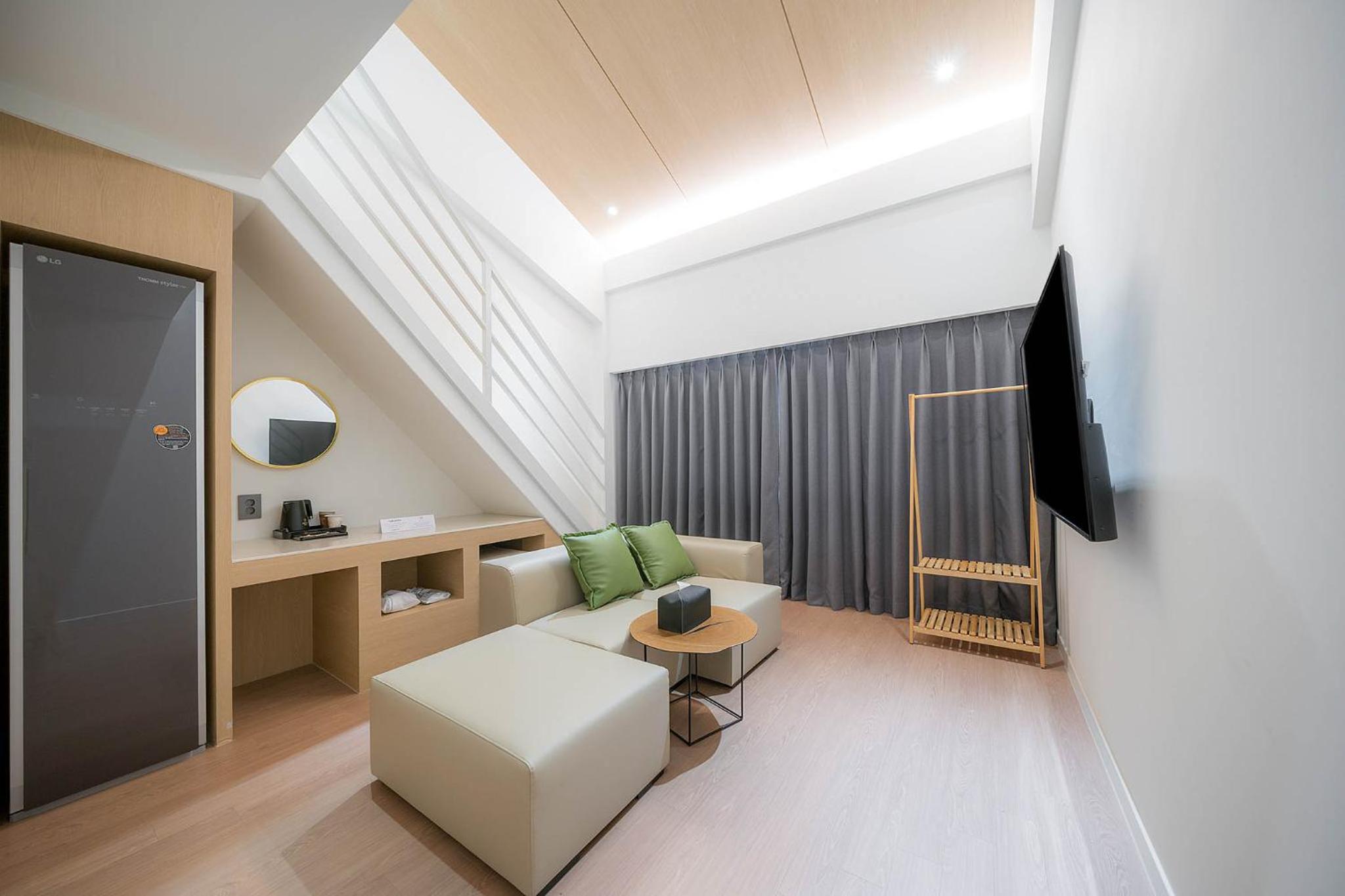 Duplex Room - Photo 8