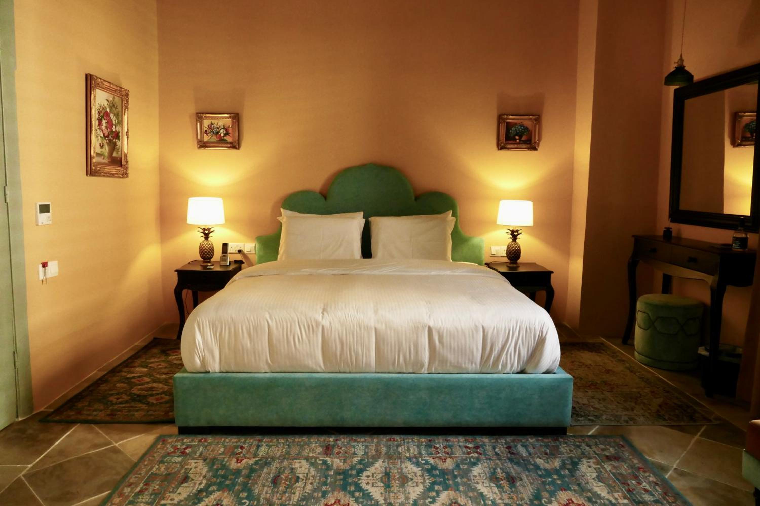 Deluxe Suite