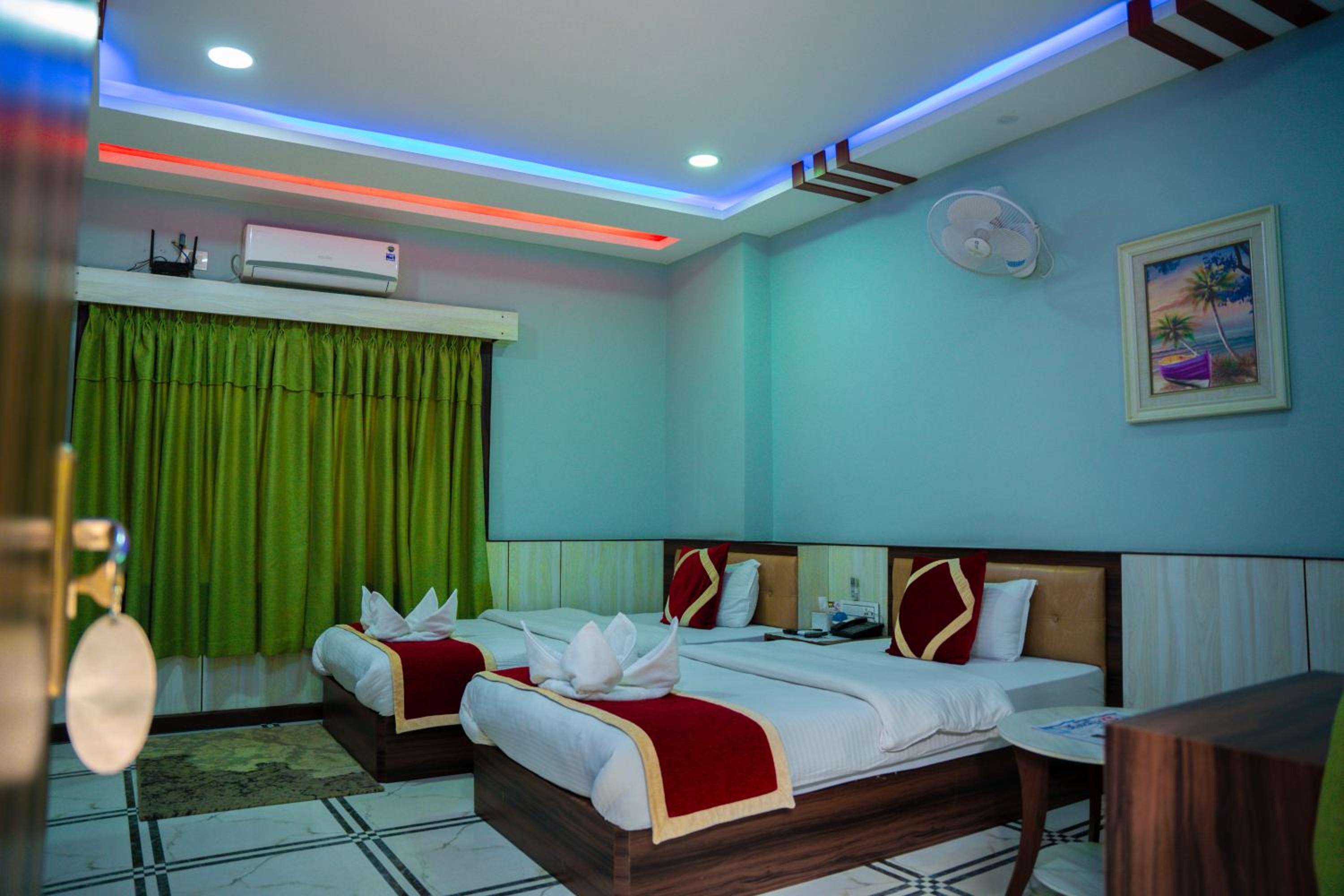 Standard Double or Twin Room photo 1