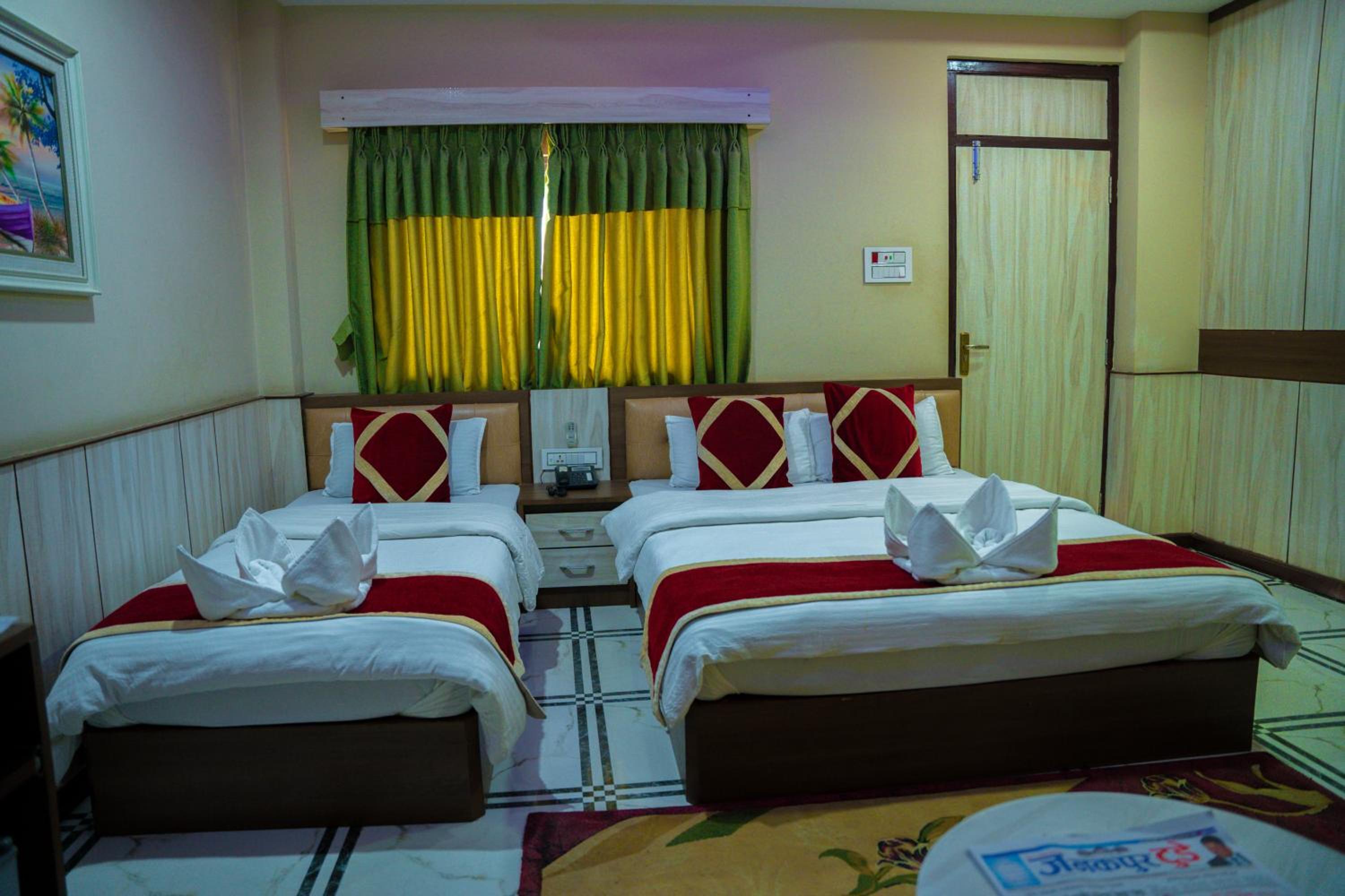 Deluxe Double or Twin Room photo 2