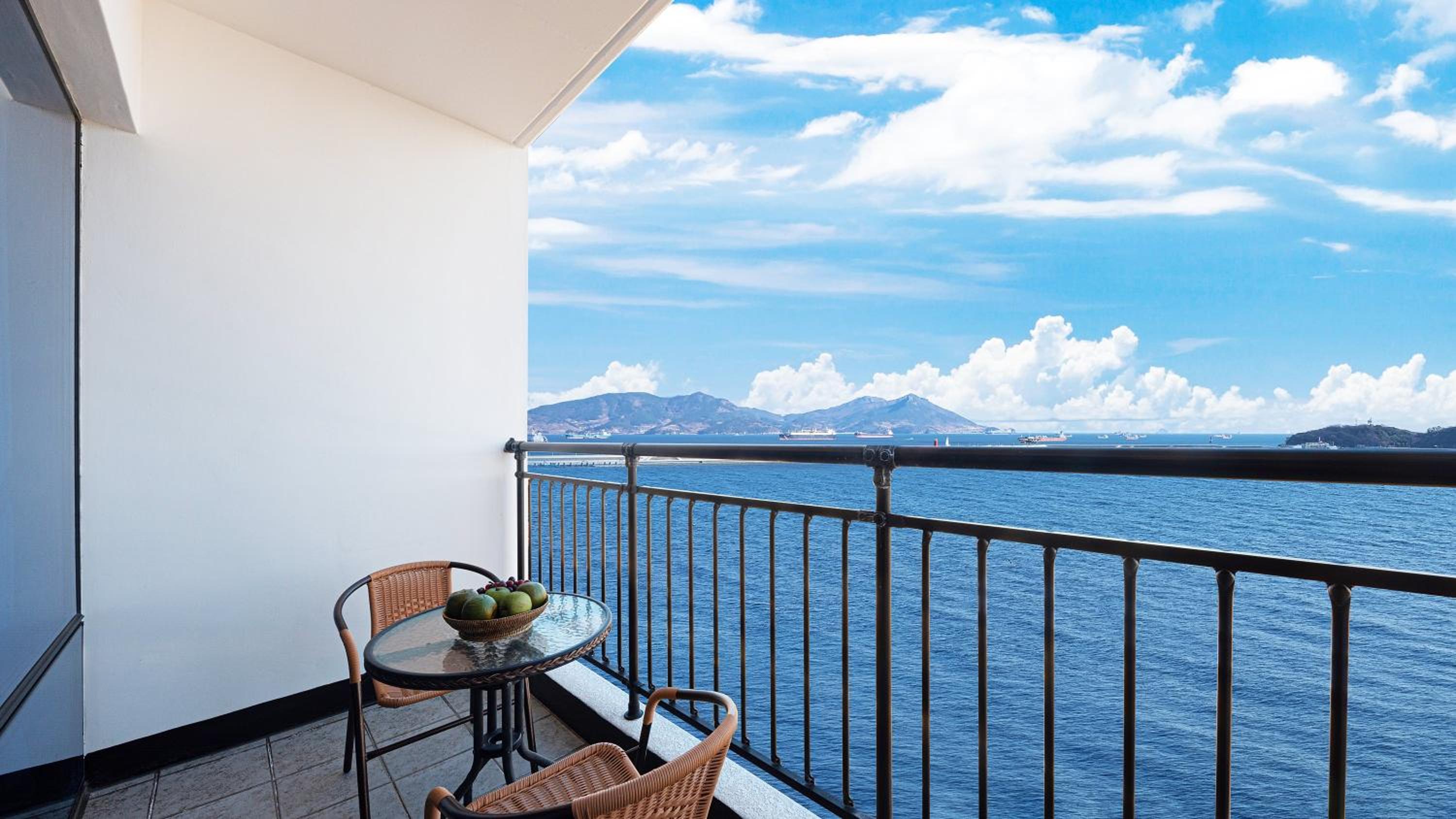 Deluxe Double Room with Sea View photo 3