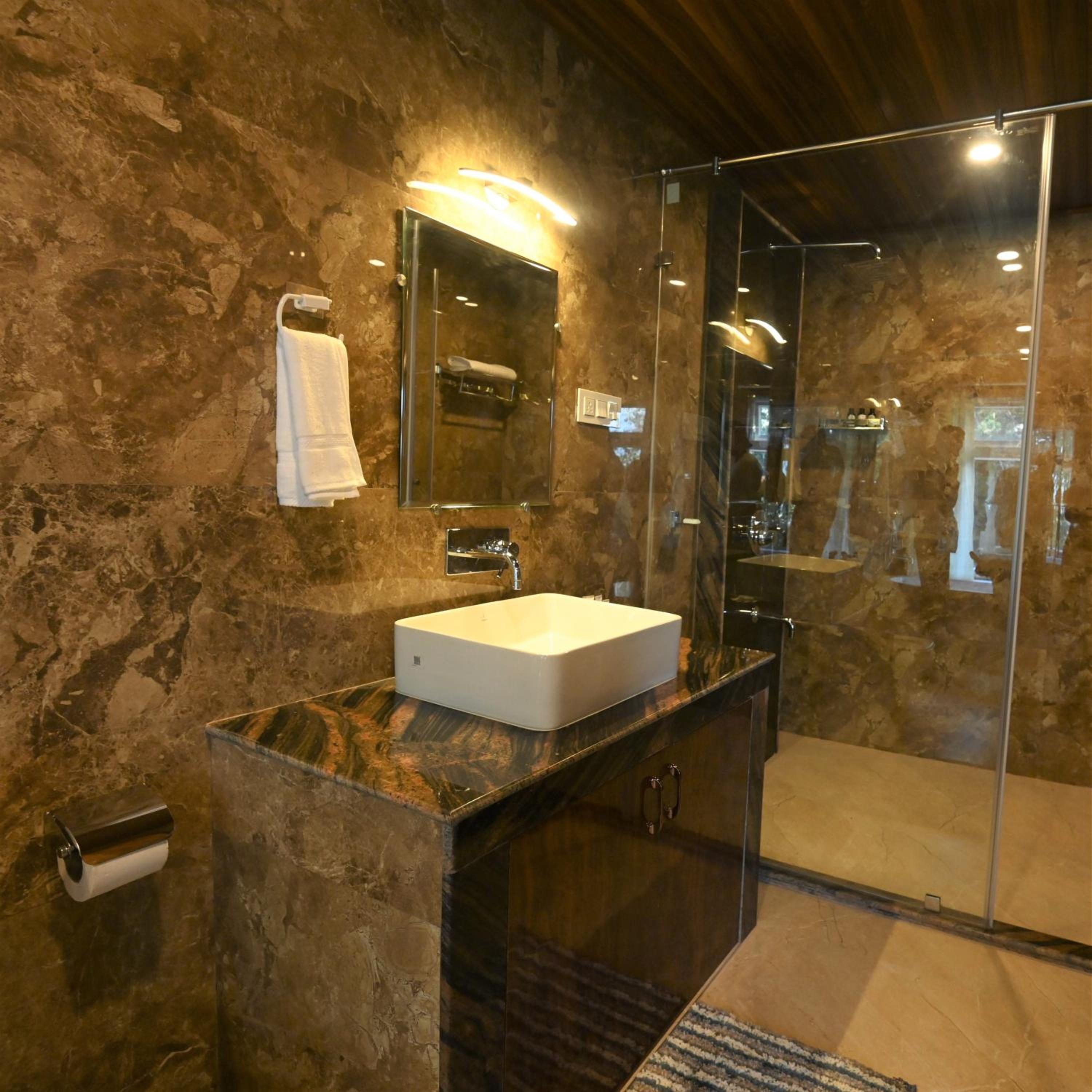 Superior Triple Room - Photo 11