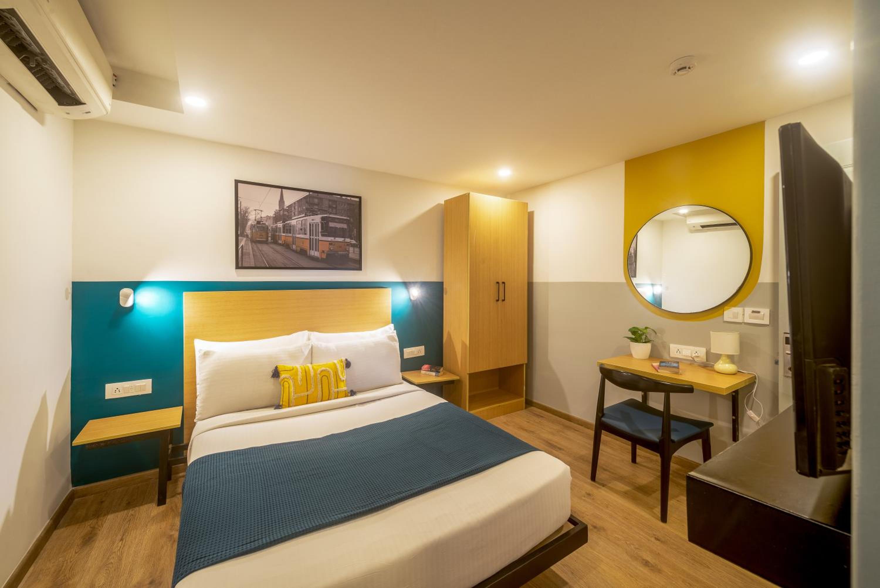 Budget Double Room - Photo 4