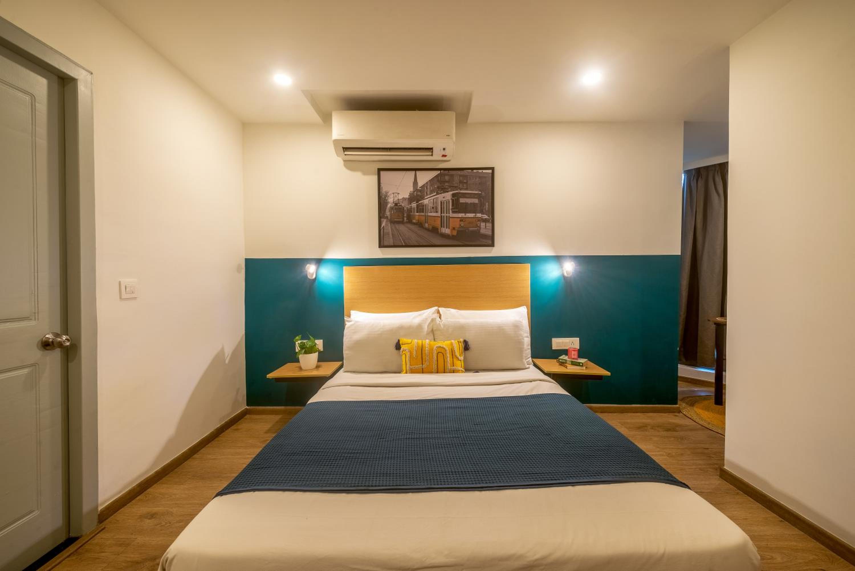 Budget Double Room - Photo 3