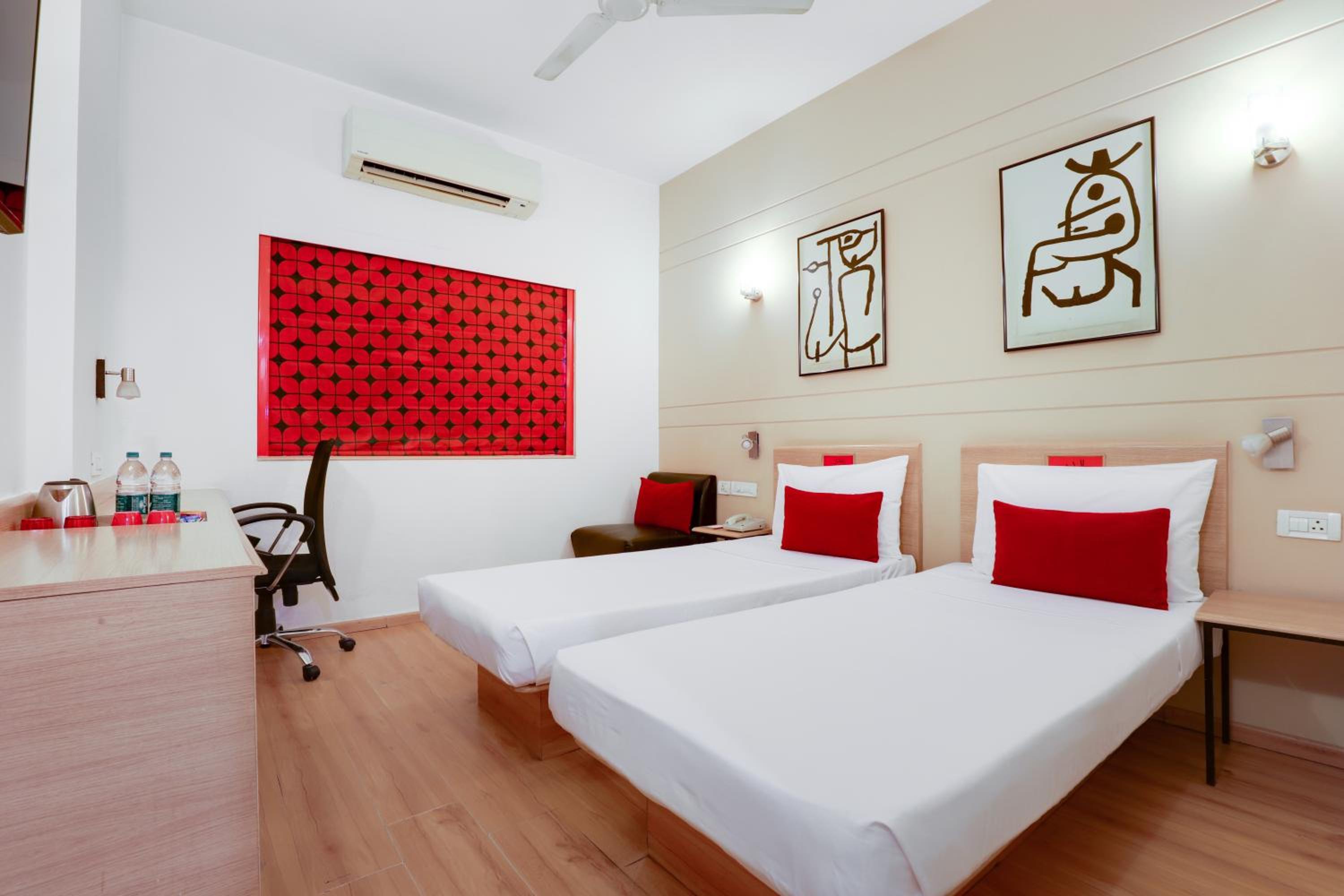 Superior Twin Room - Photo 3