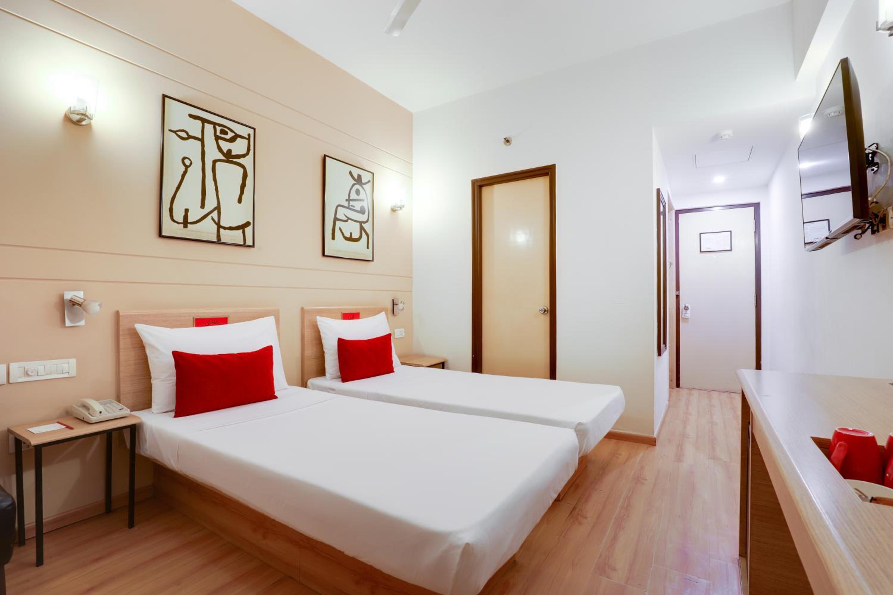 Superior Twin Room - Photo 2