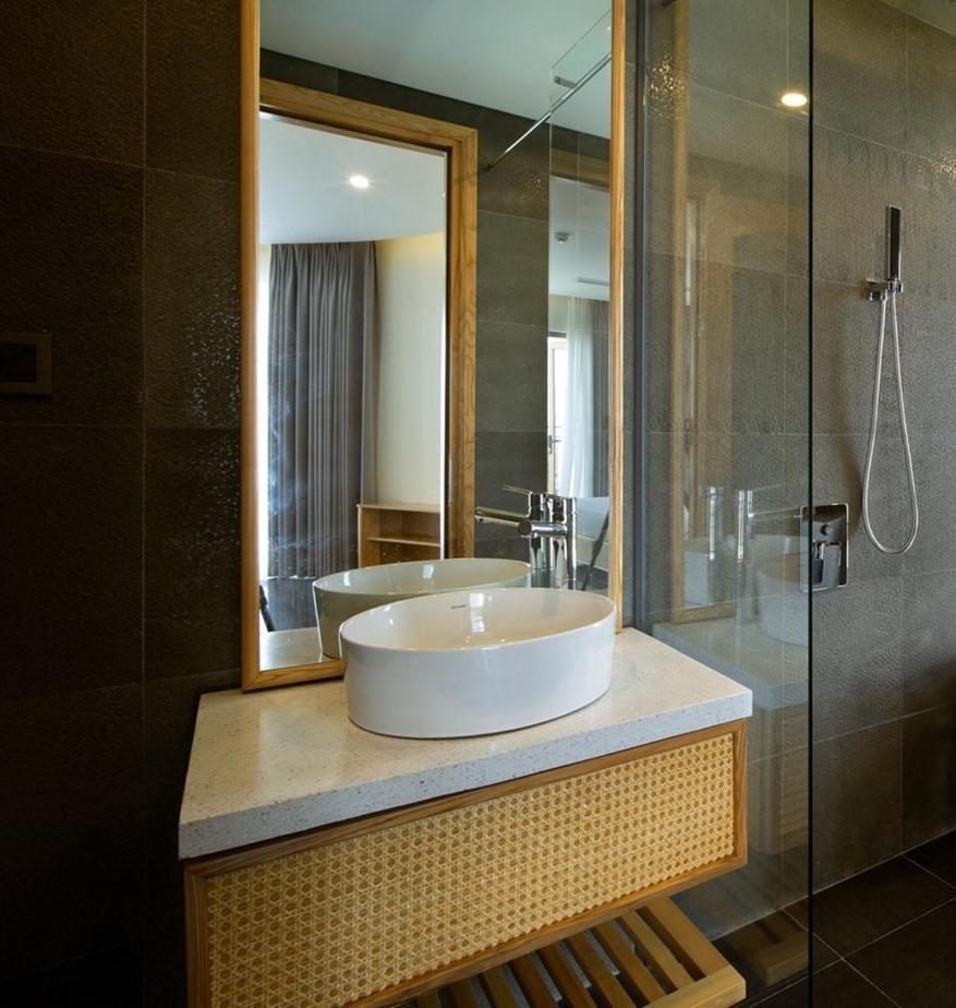 One-Bedroom Apartment - Photo 4