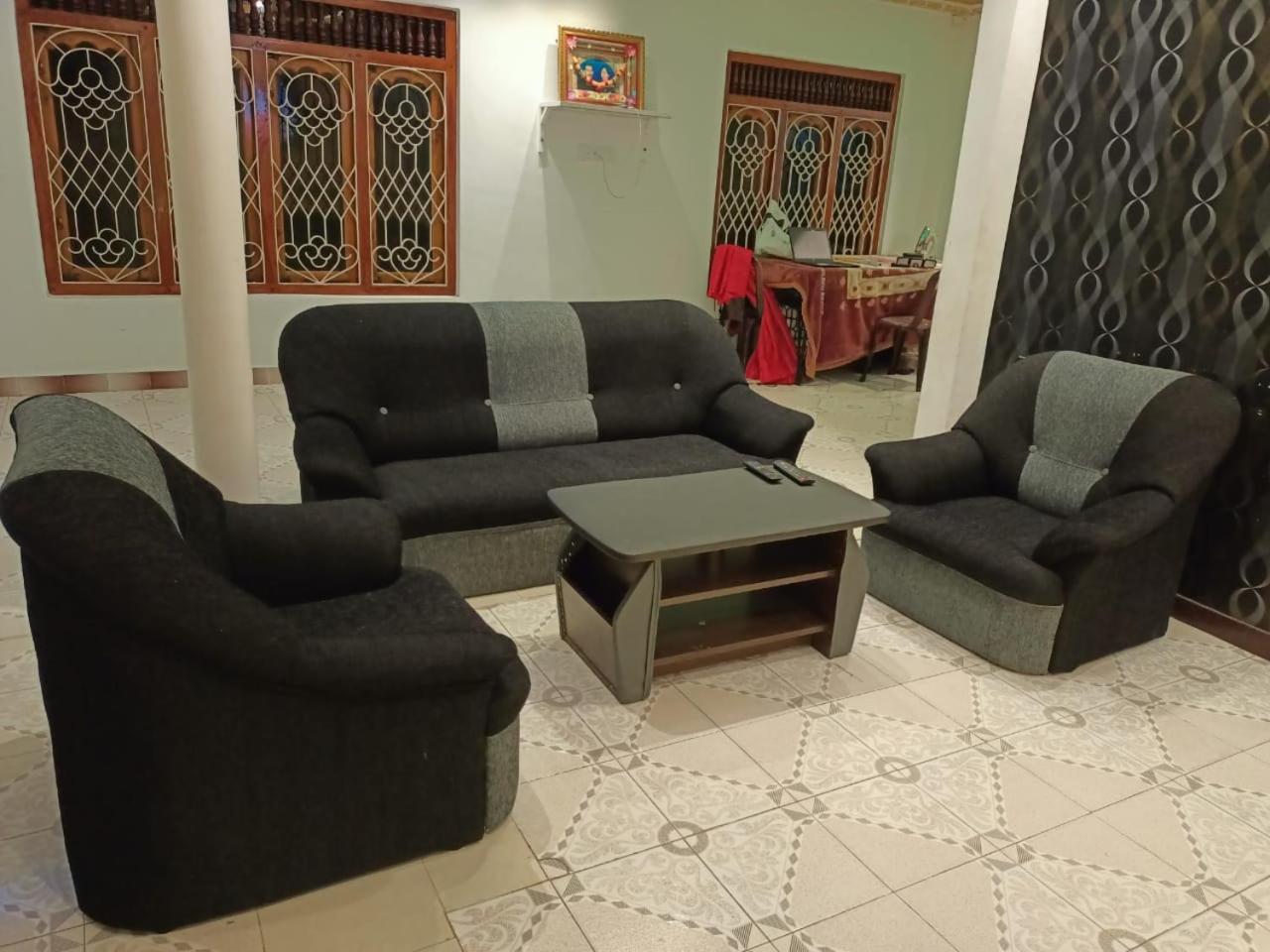 Budget Single Room photo 3