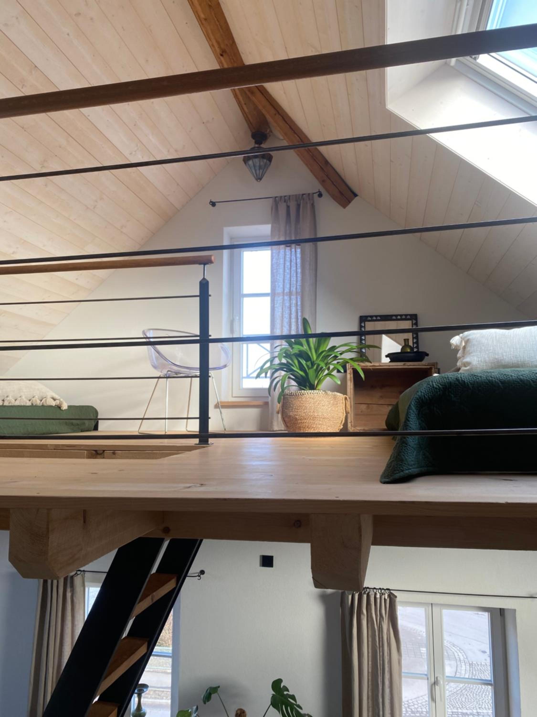 One-Bedroom Apartment - Photo 11