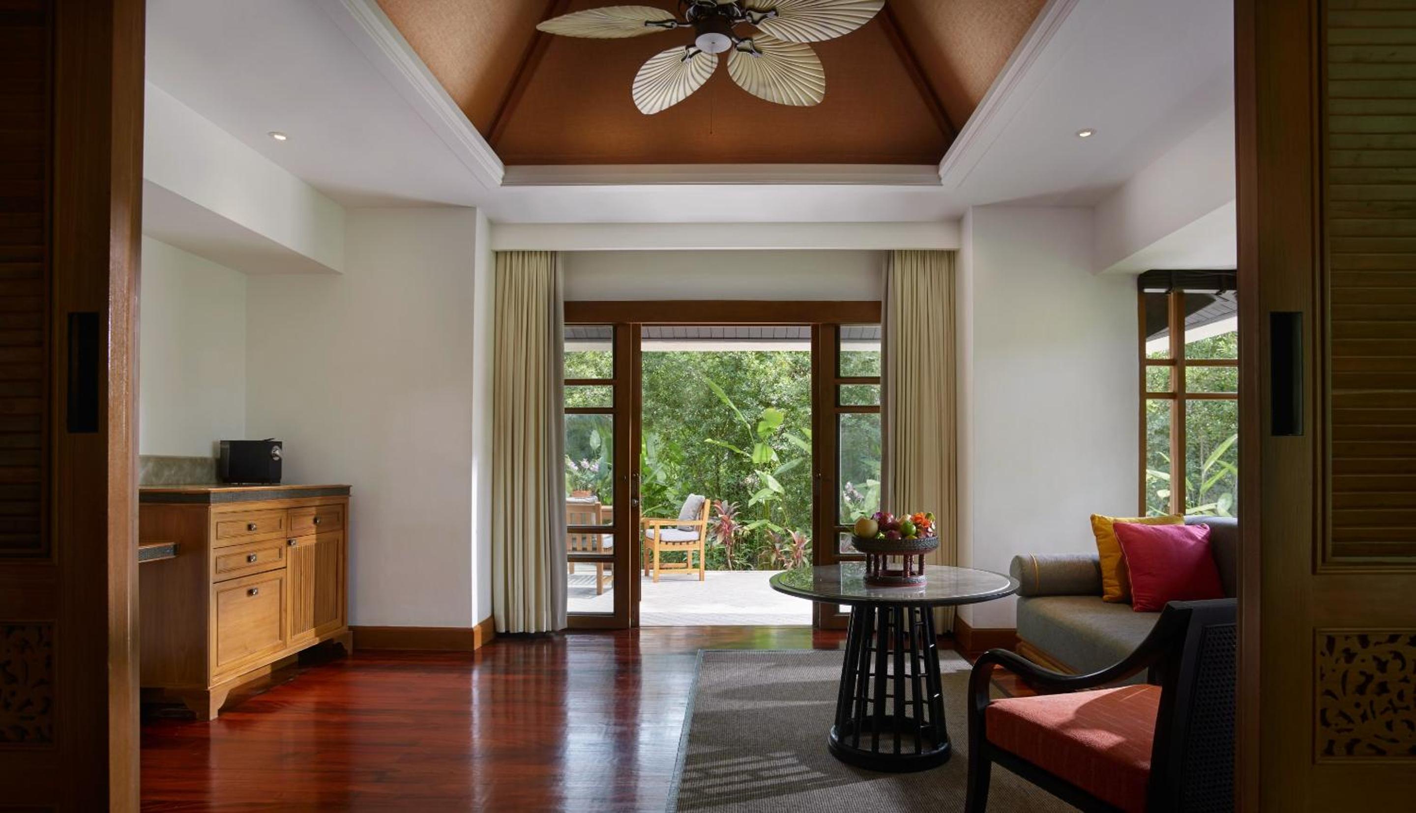 Deluxe Garden Villa with Plunge Pool - Photo 4