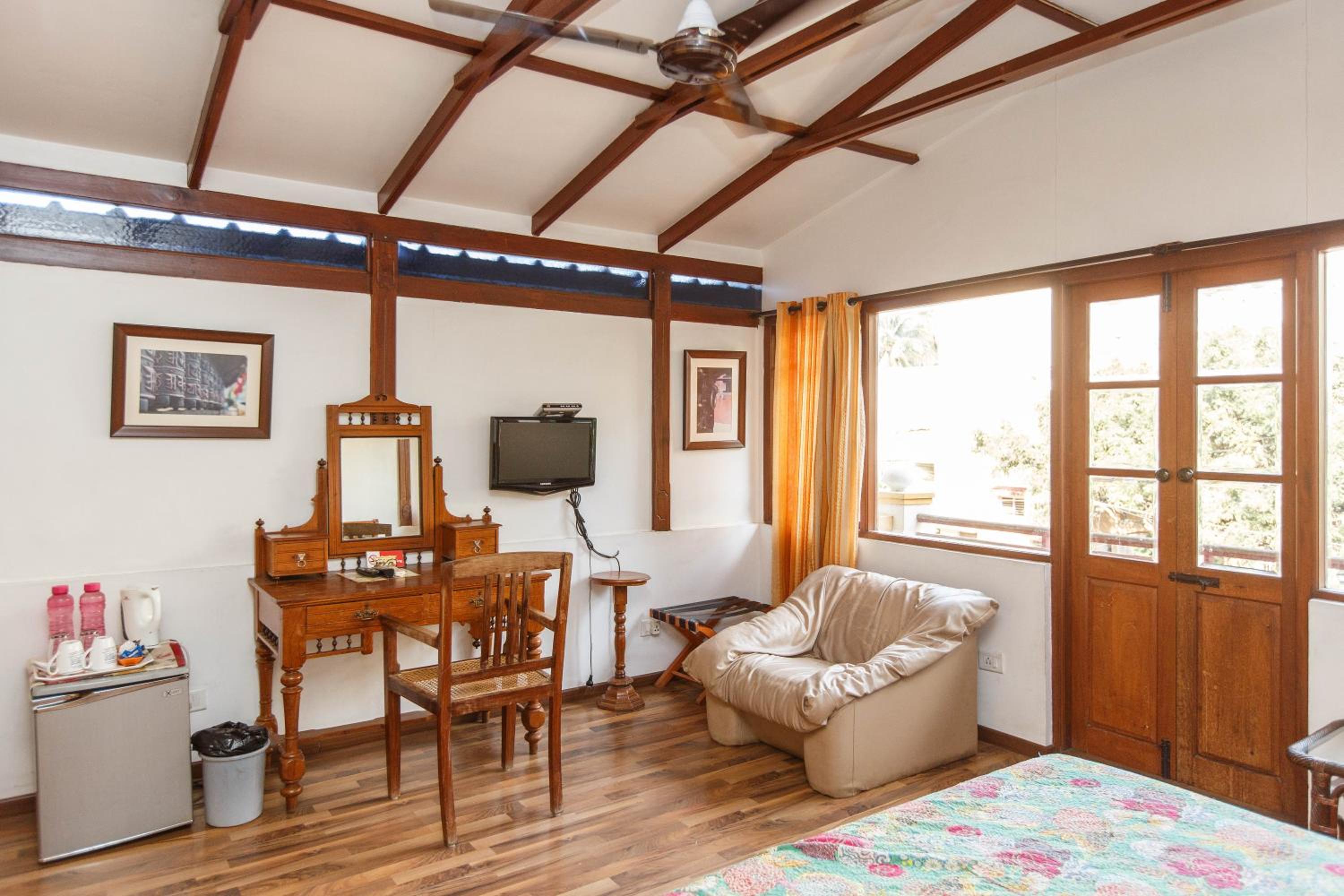 Deluxe Room - Photo 4