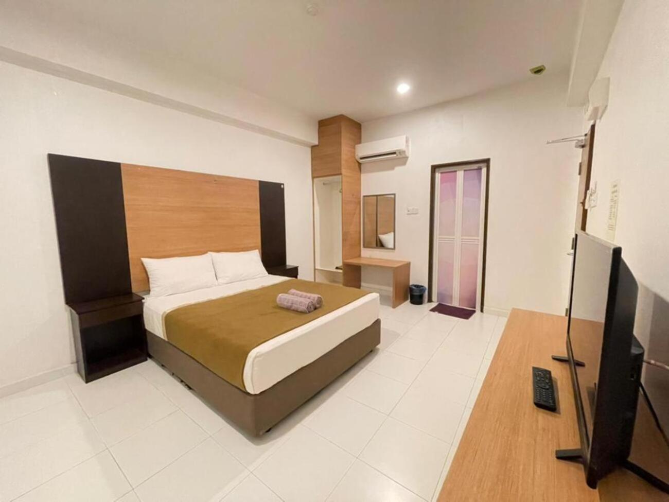 Standard Double Room - Photo 1