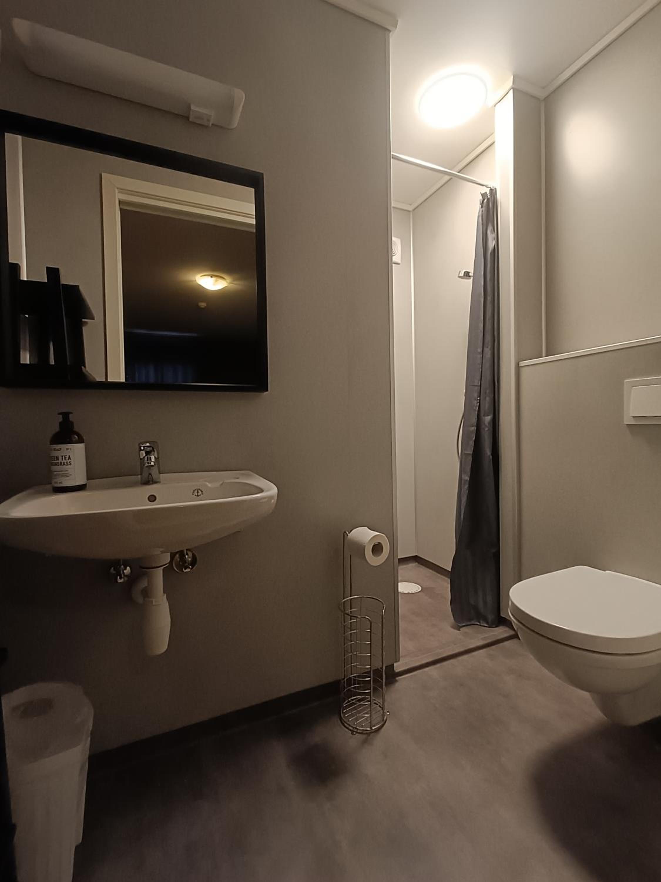 Double or Twin Room with Mountain View photo 2