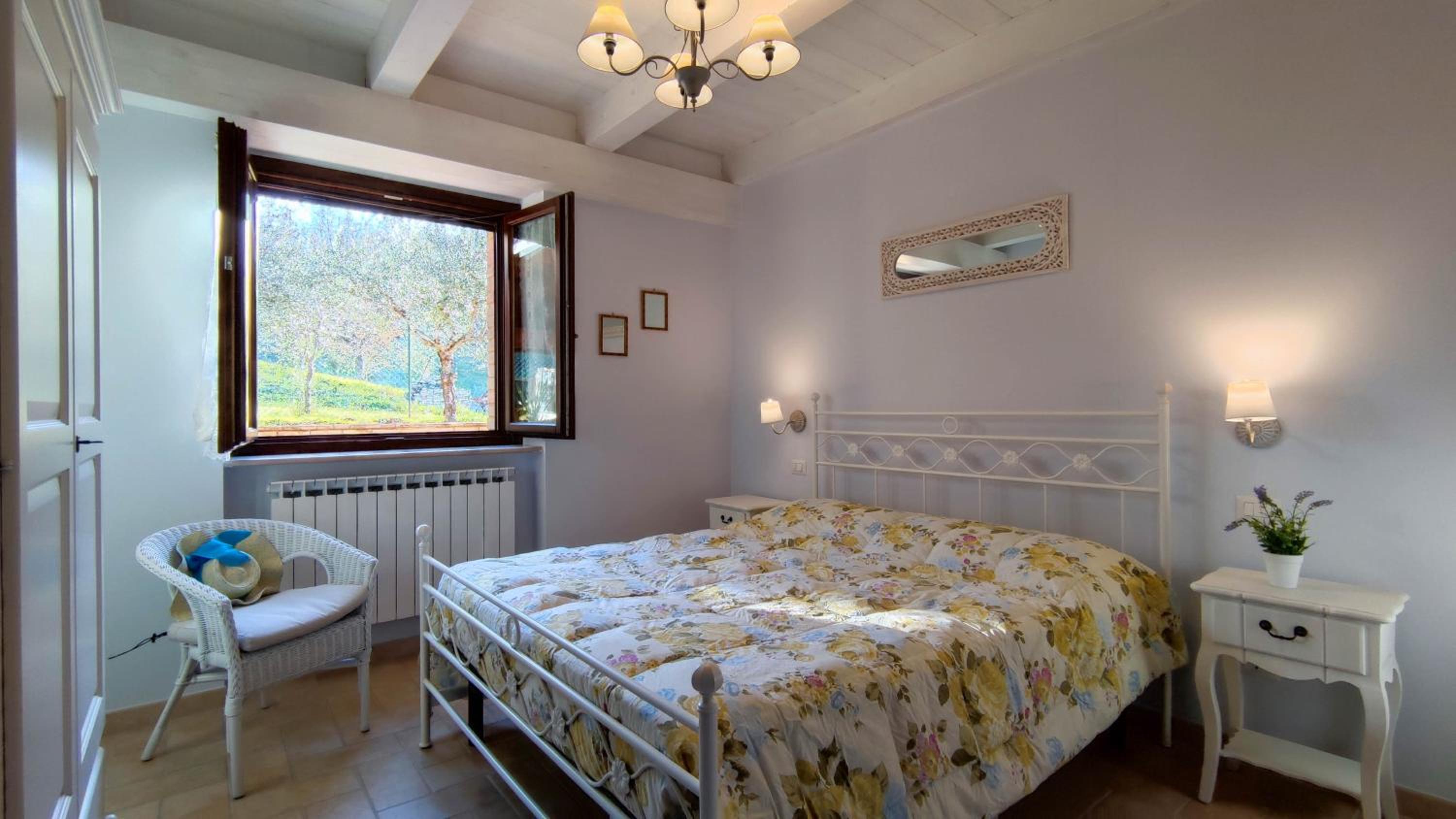 Apartment with Lake View and Terrace photo 1