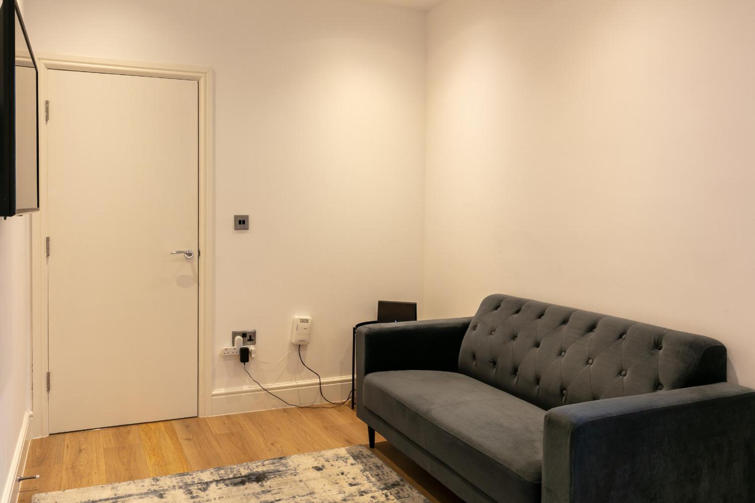 Superior Studio - Photo 10