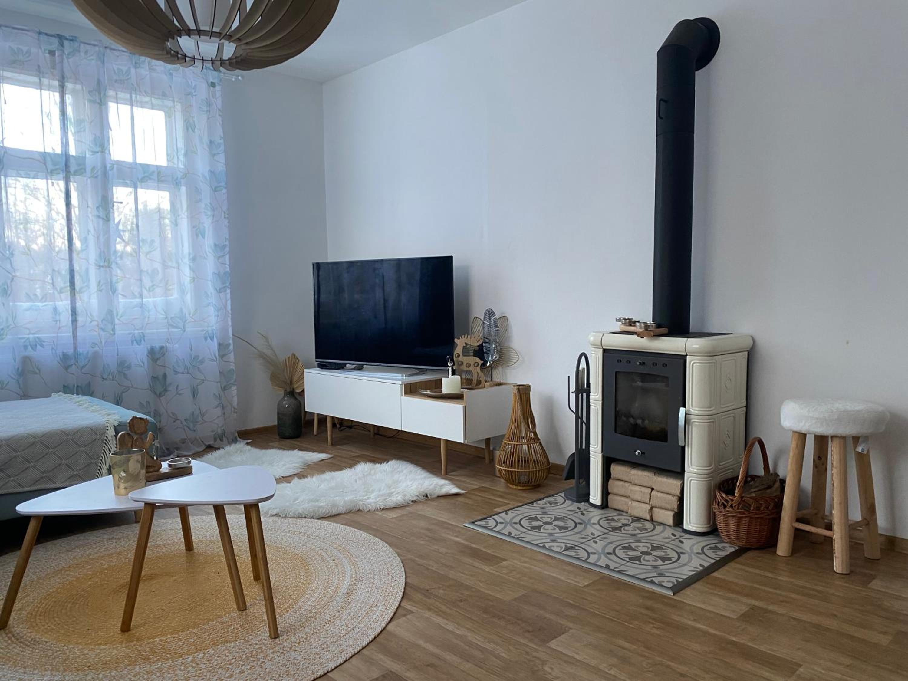 One-Bedroom Apartment photo 2