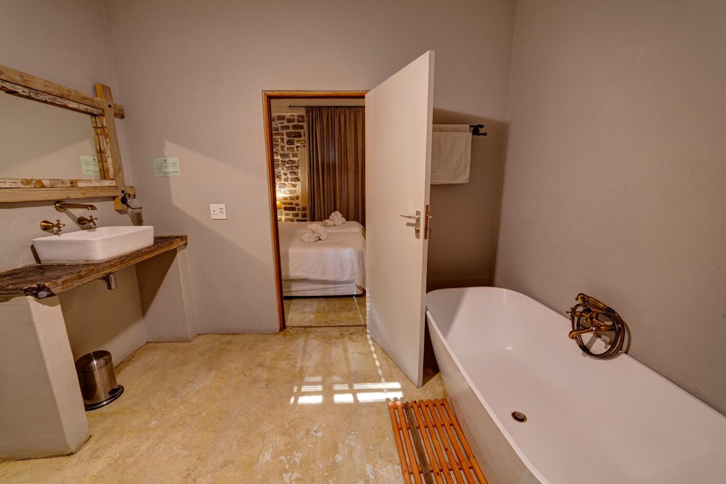Deluxe Suite photo 3