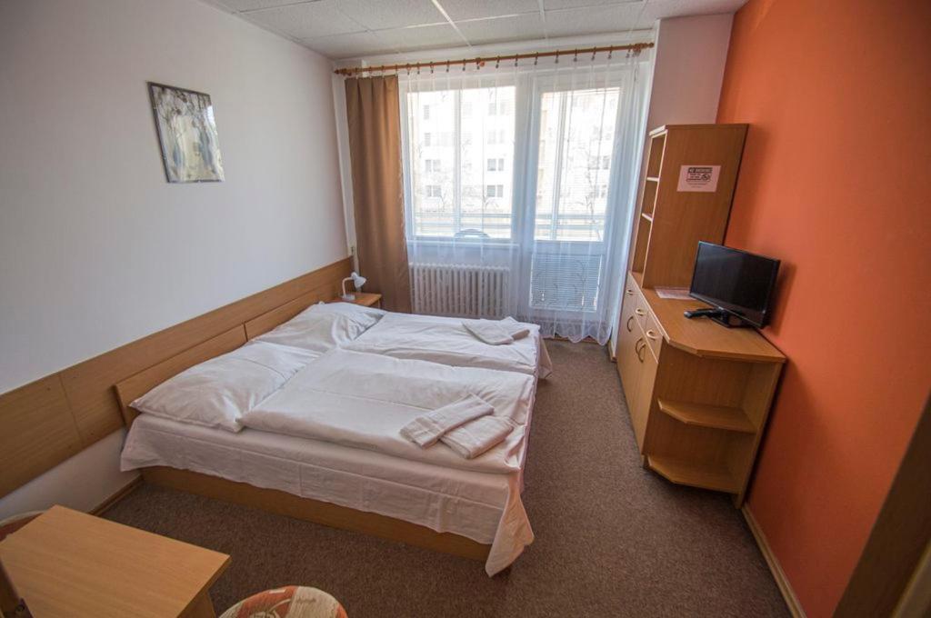 Standard Double Room photo 2