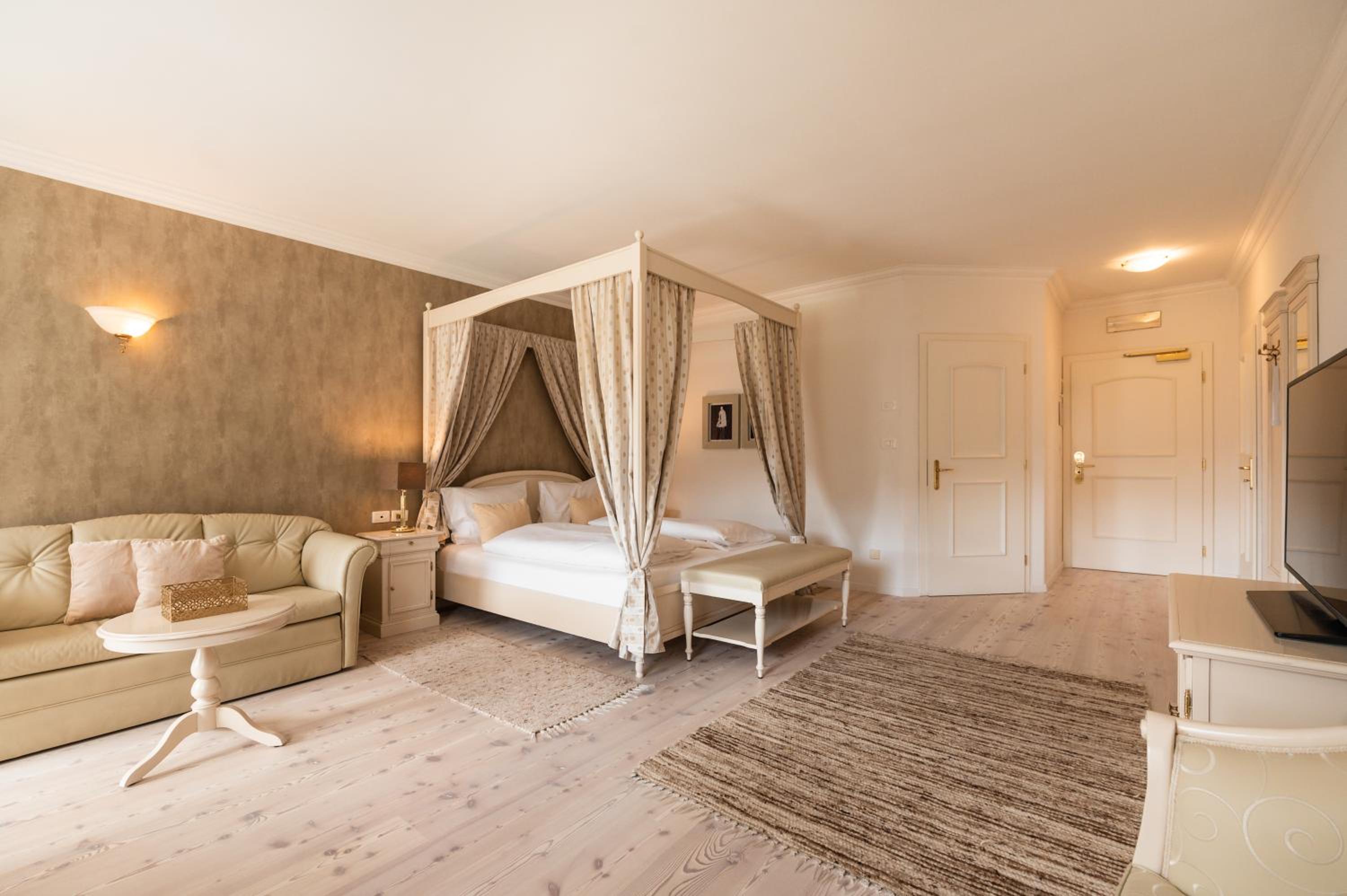 Superior Deluxe Double Room with Balcony