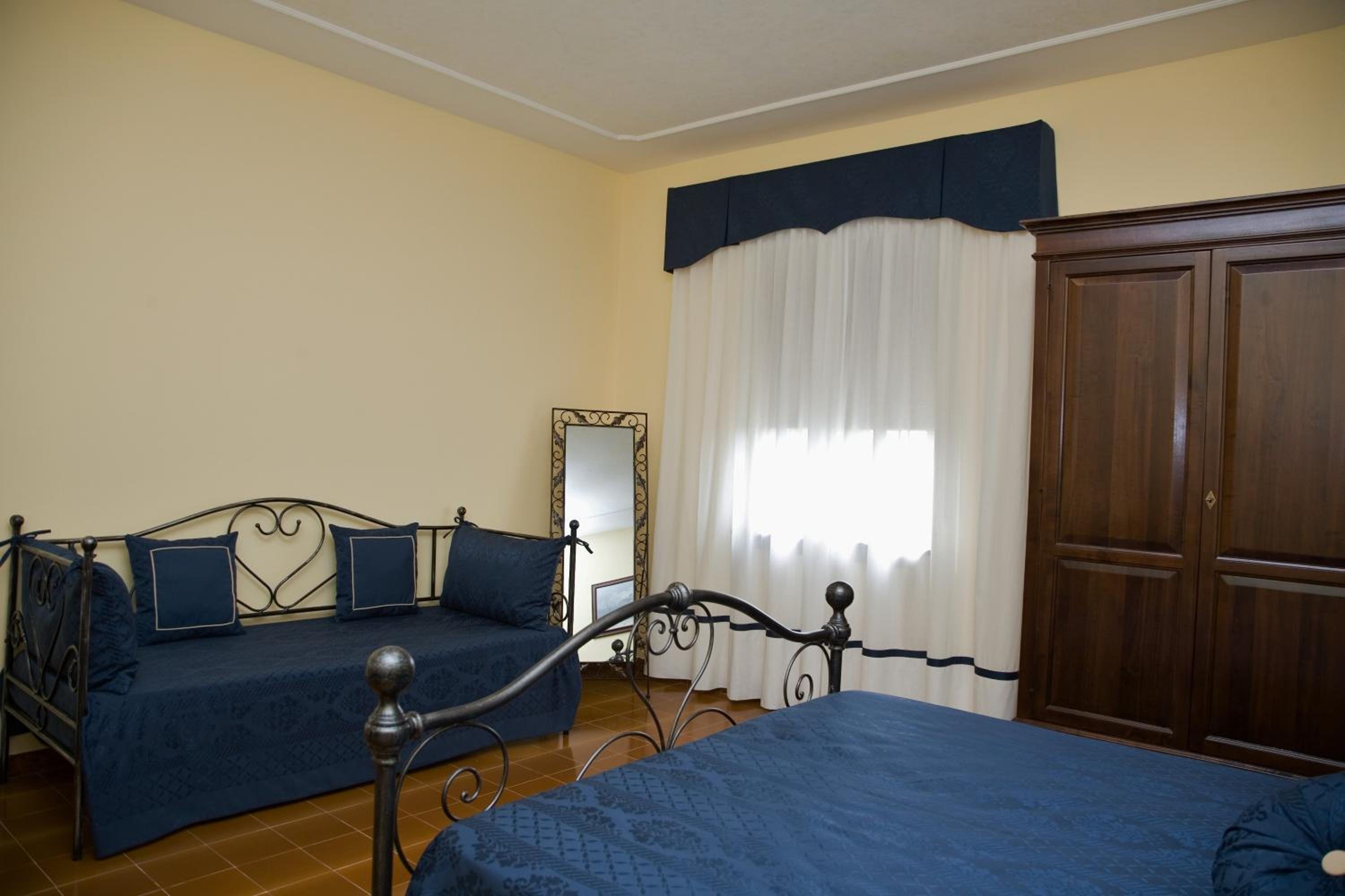 Quadruple Room photo 2