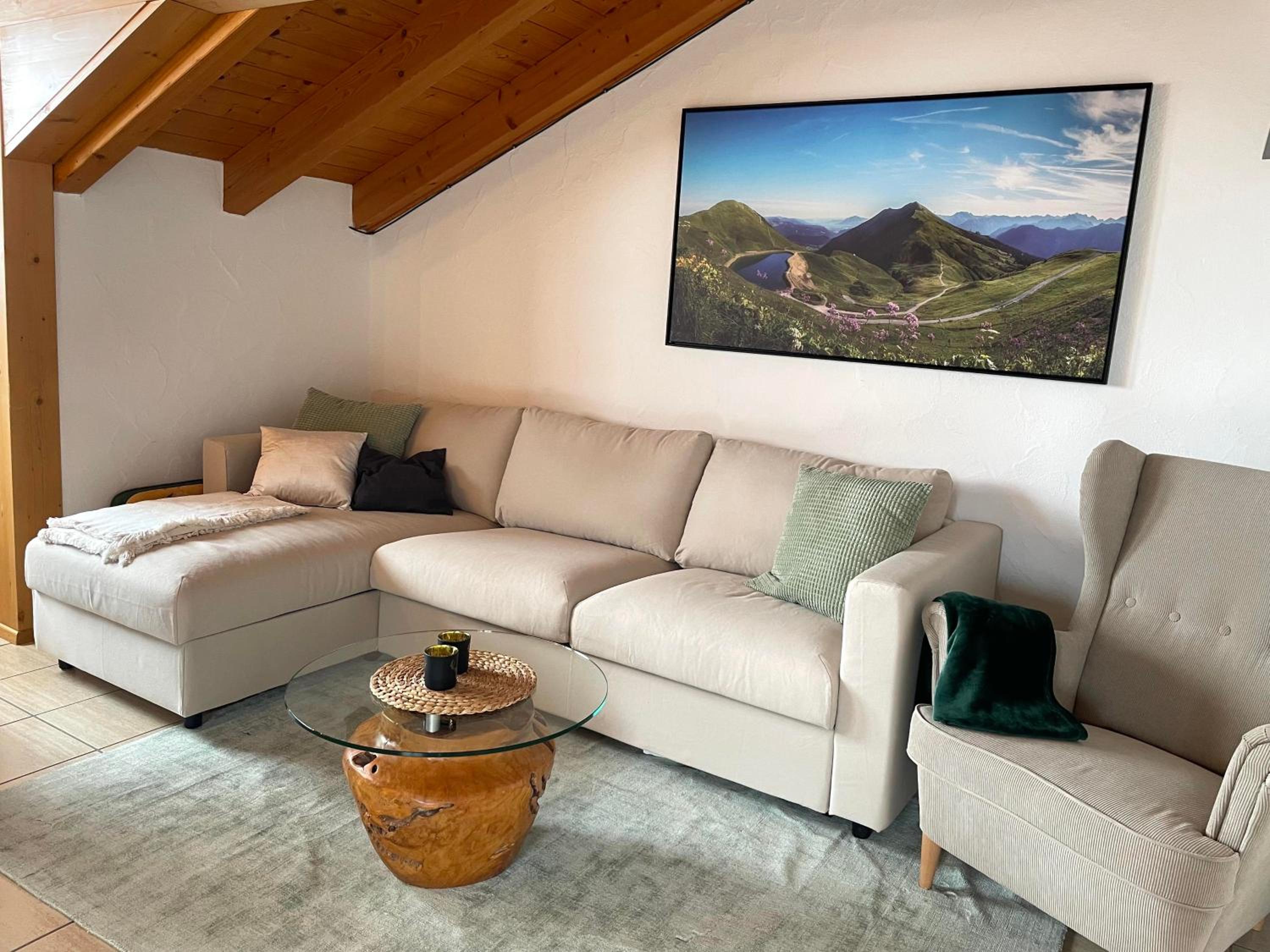 Apartment with Mountain View photo 1