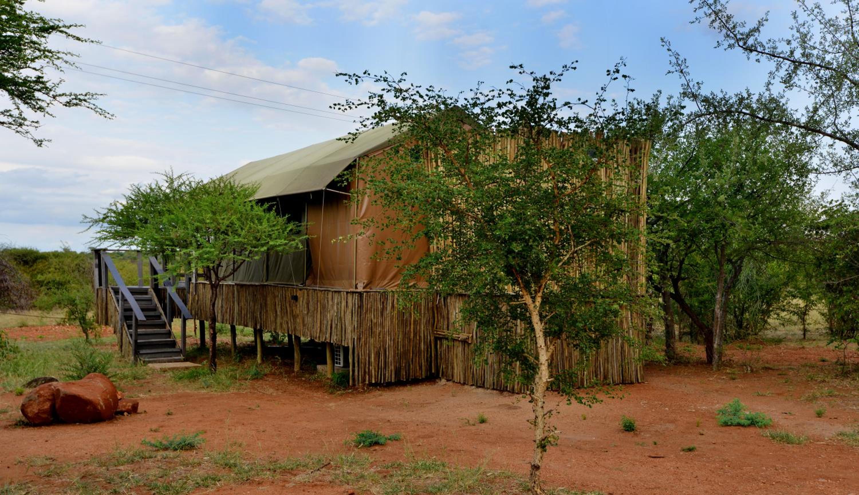 Tent - Photo 13