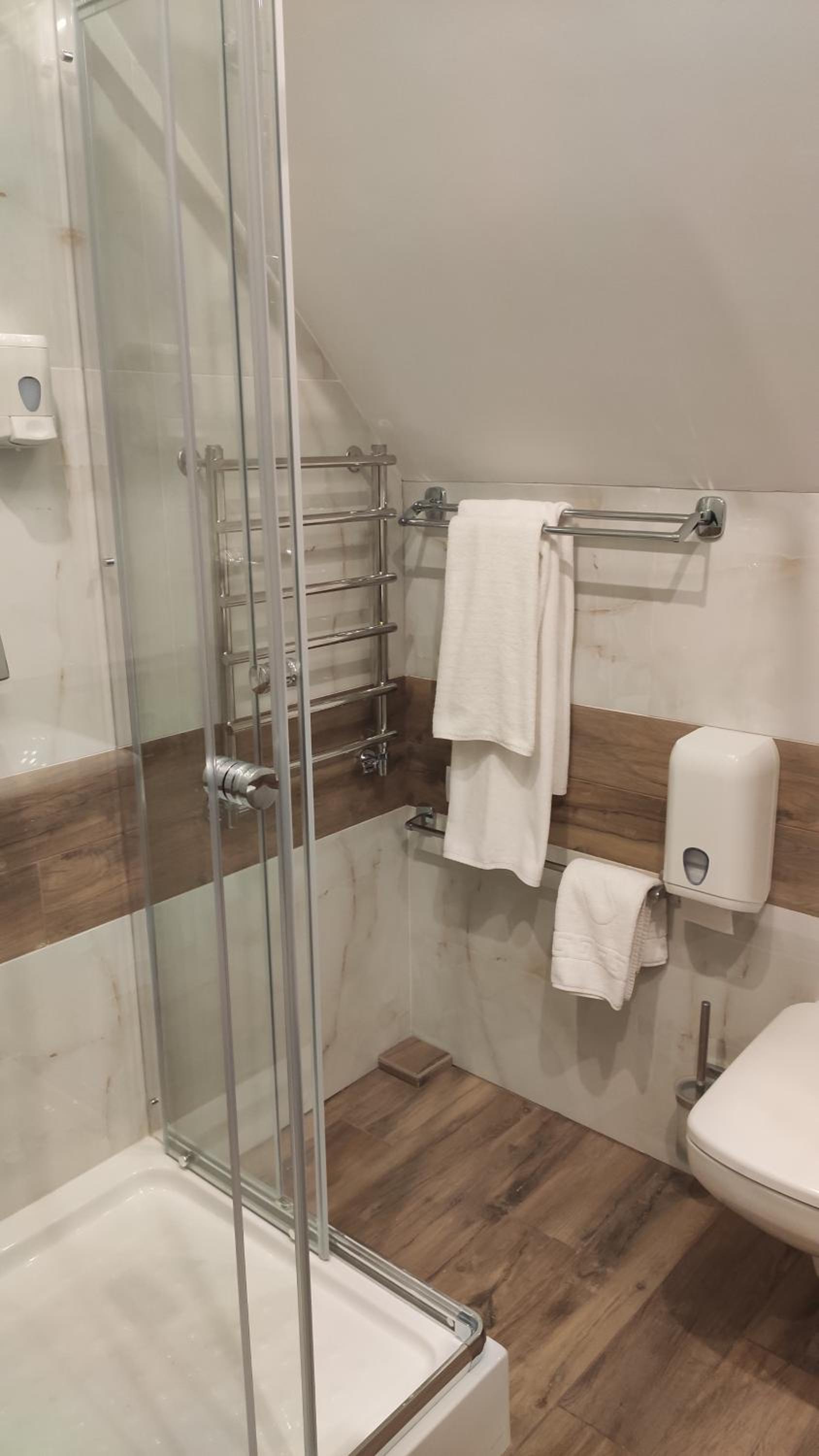 Standard Double or Twin Room photo 2