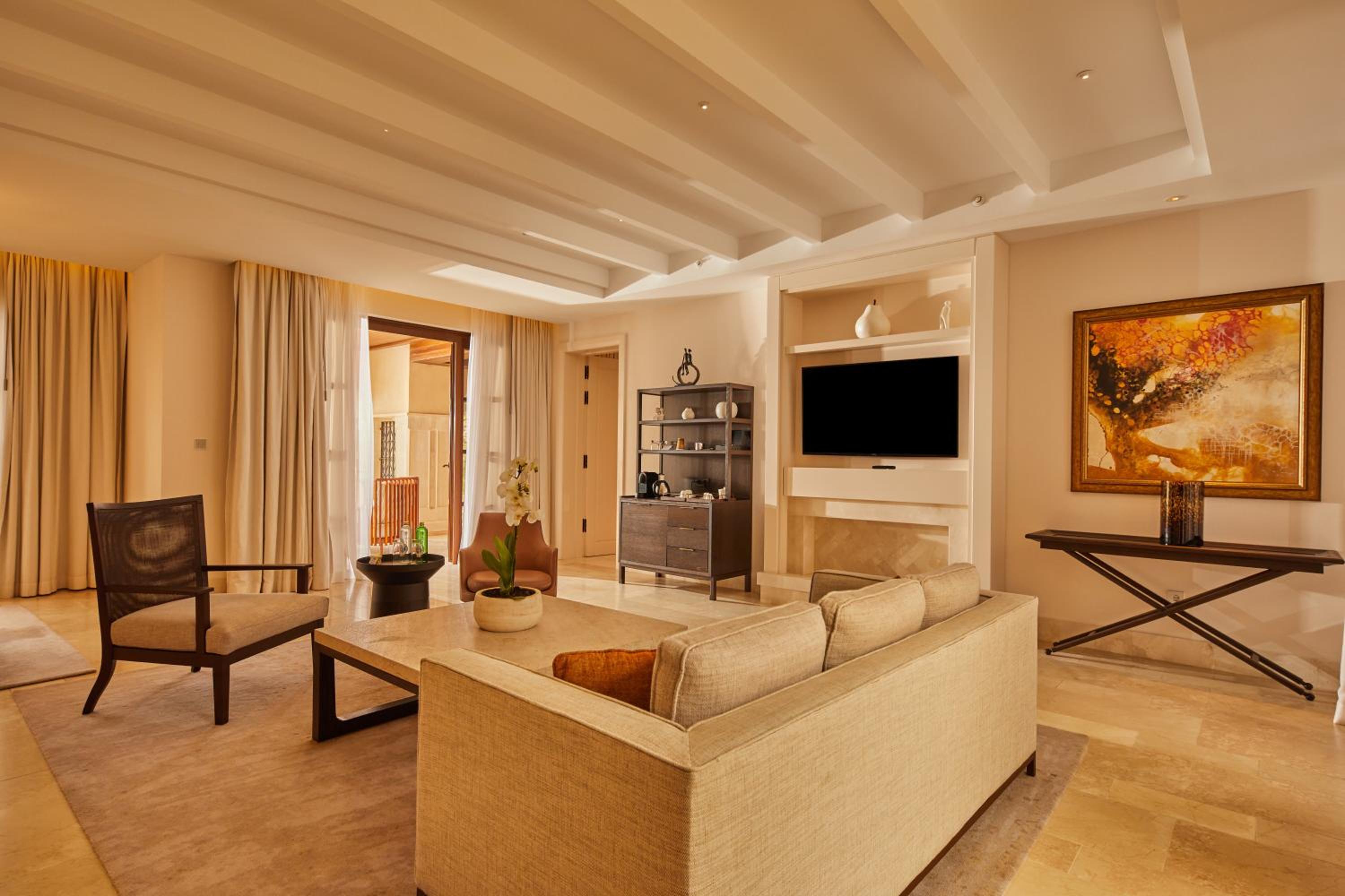Grand Suite with View
