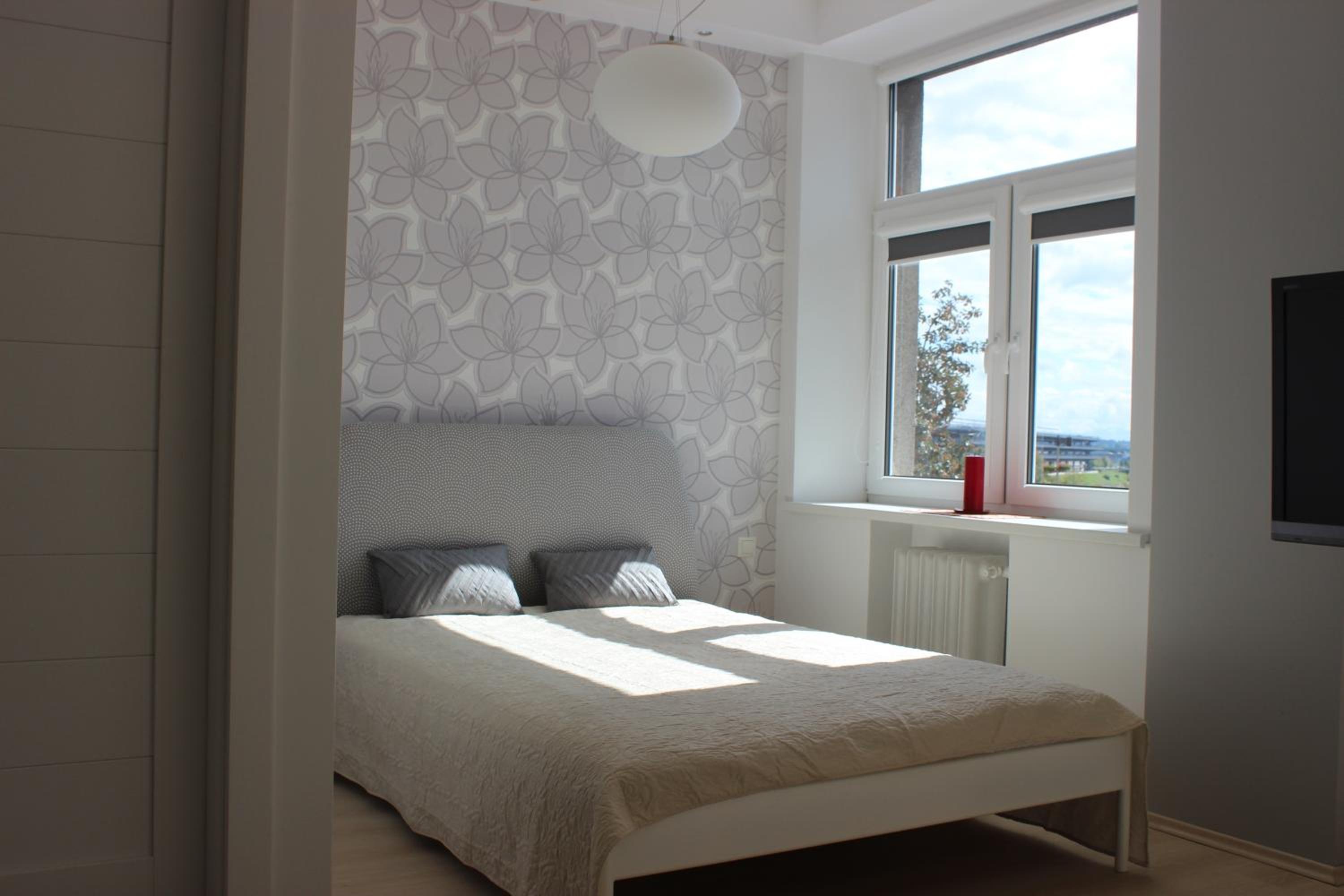 Apartment with Balcony photo 1
