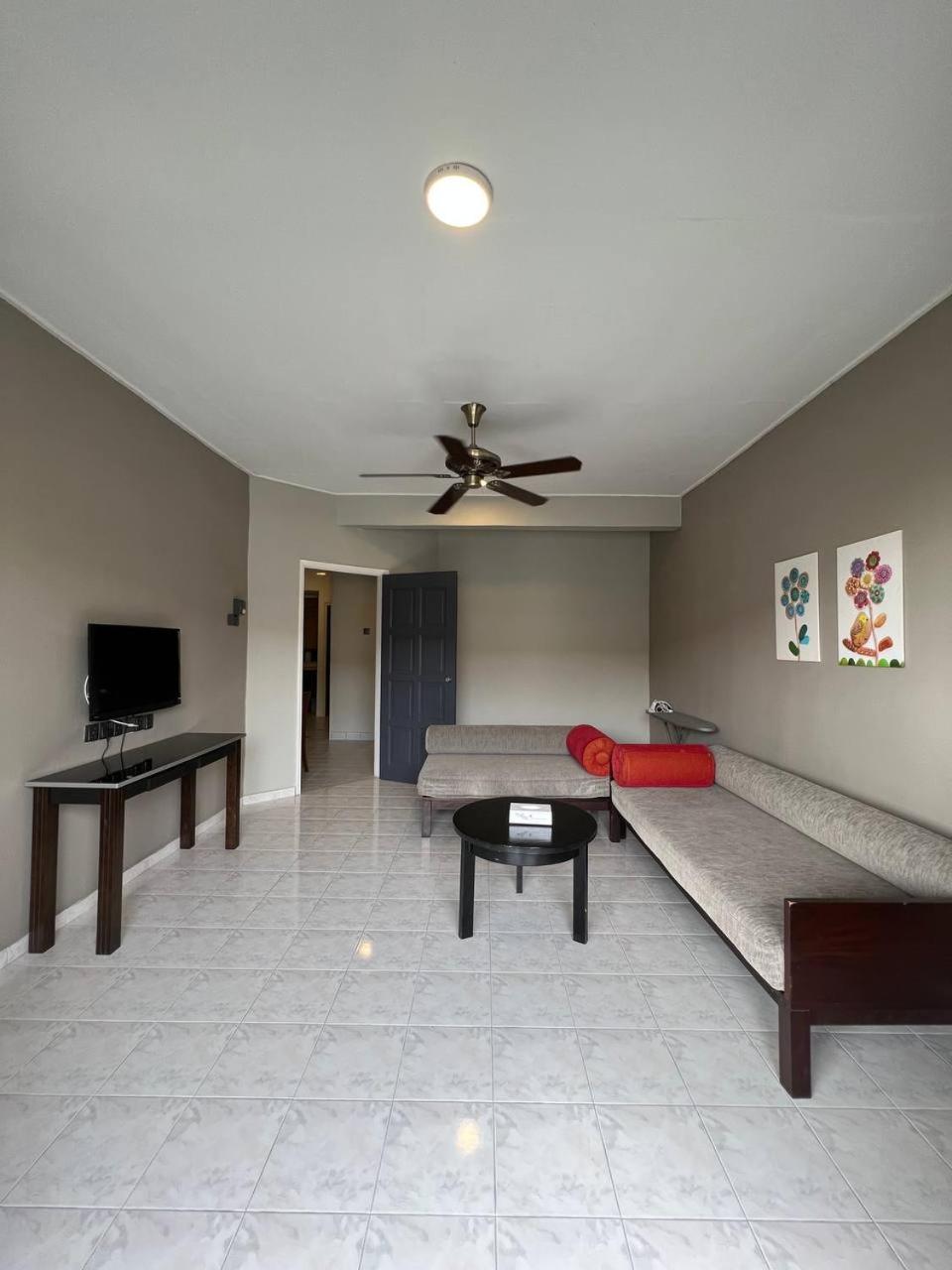 Apartment with Sea View photo 1
