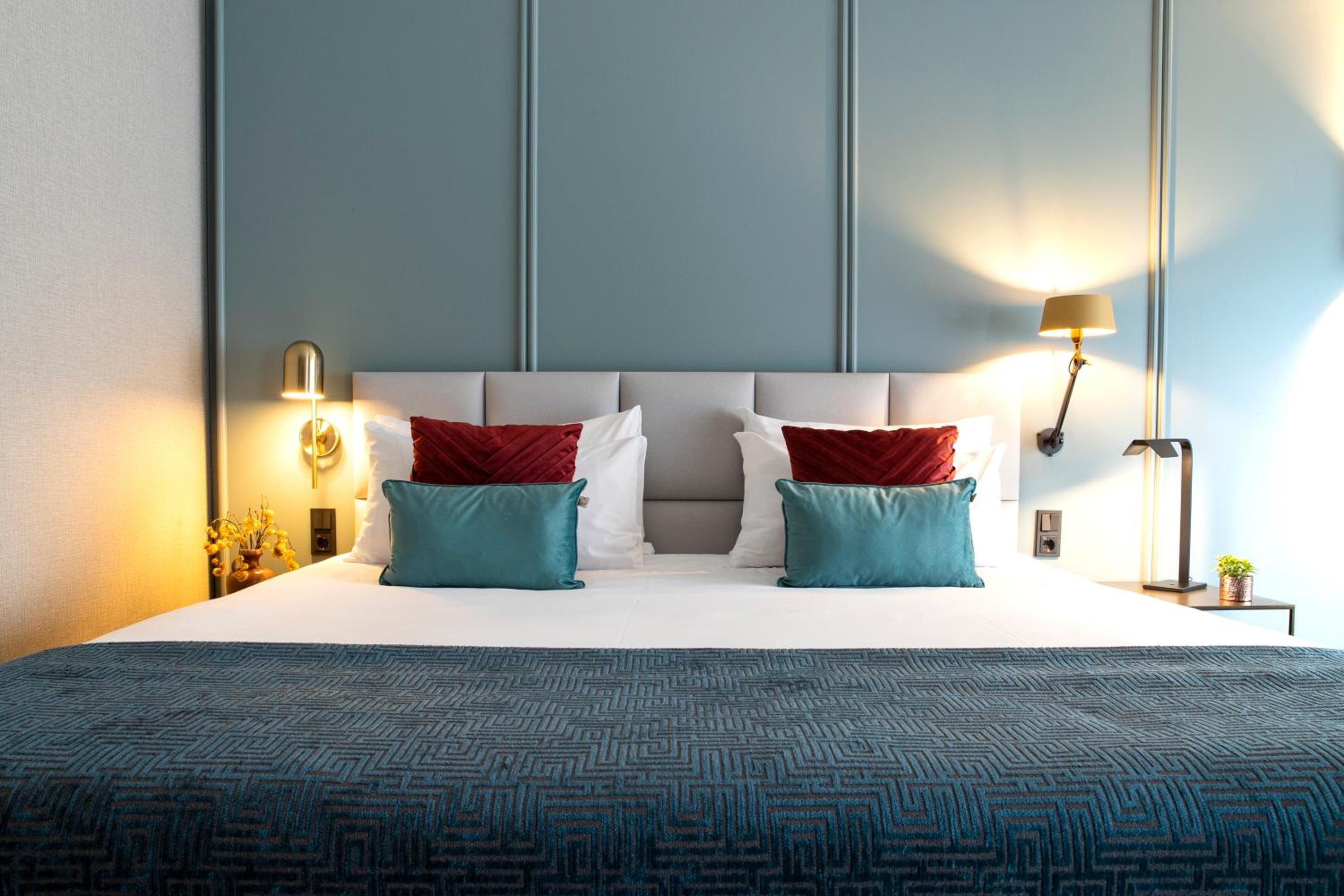 Deluxe Double or Twin Room - Photo 3