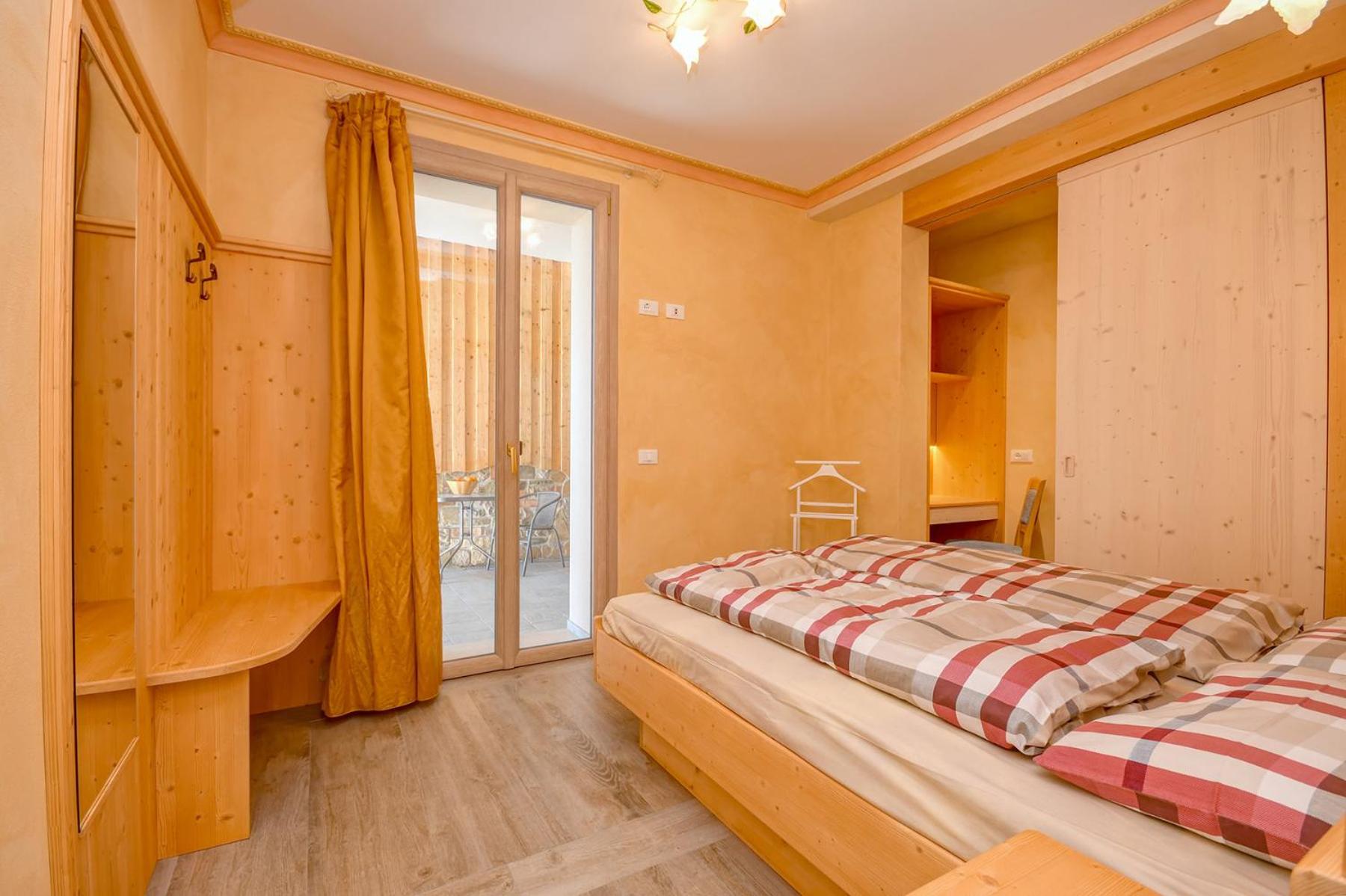 Apartment with Lake View photo 1
