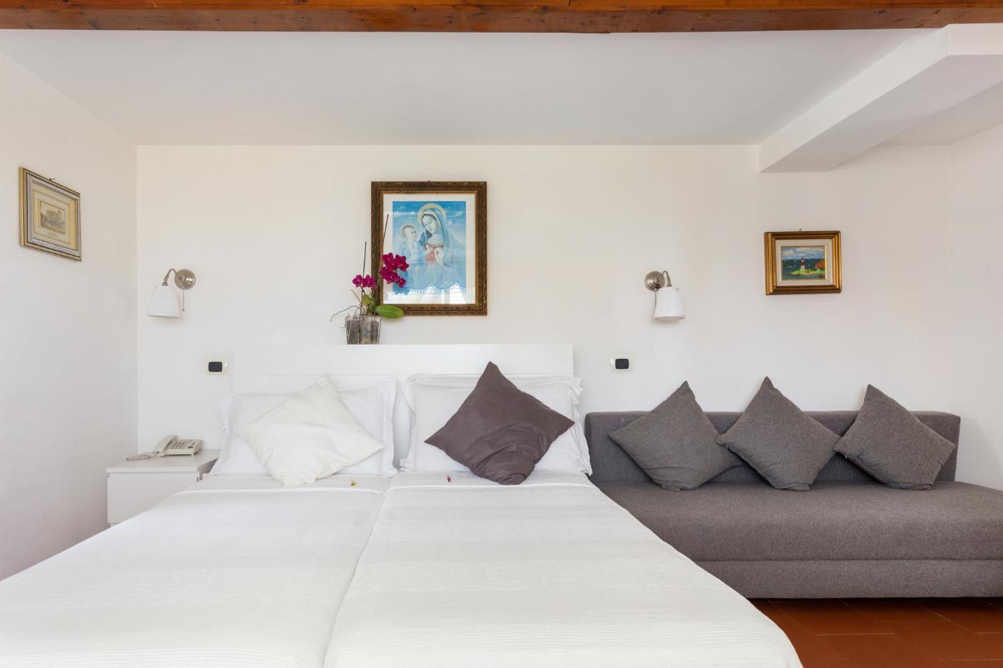 Double Room photo 2