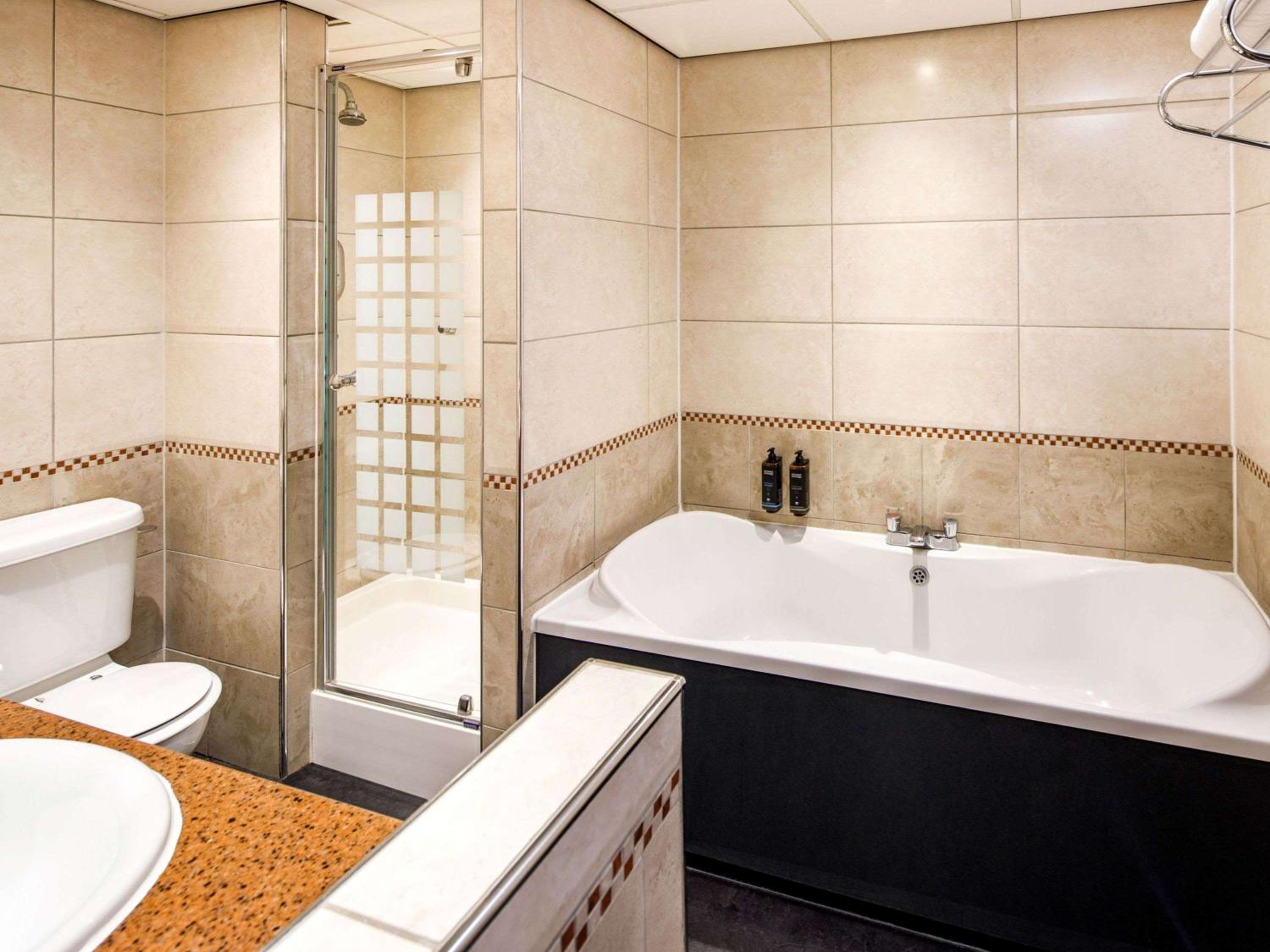 Superior Suite - Photo 7