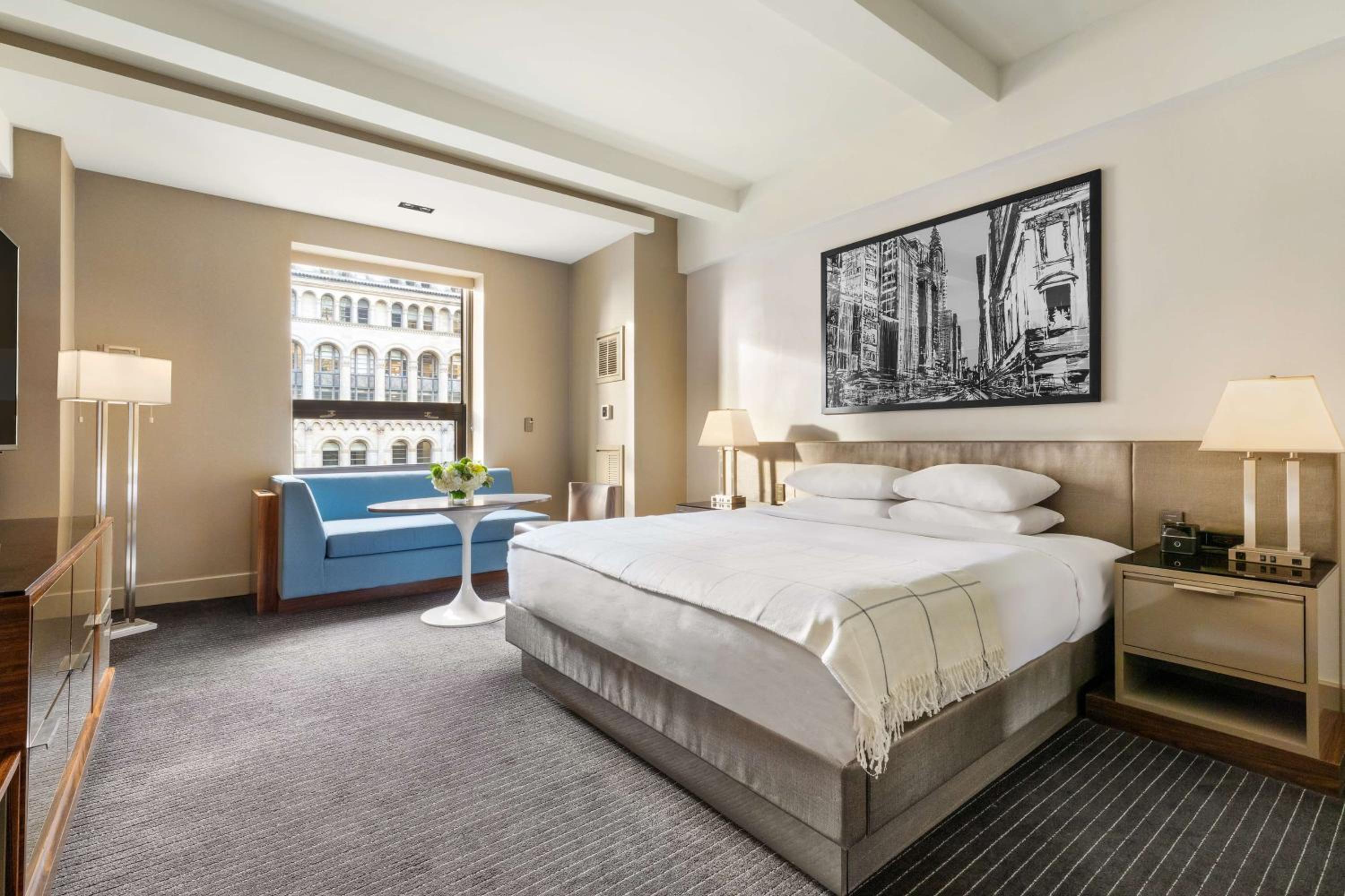 Deluxe King Room photo 3
