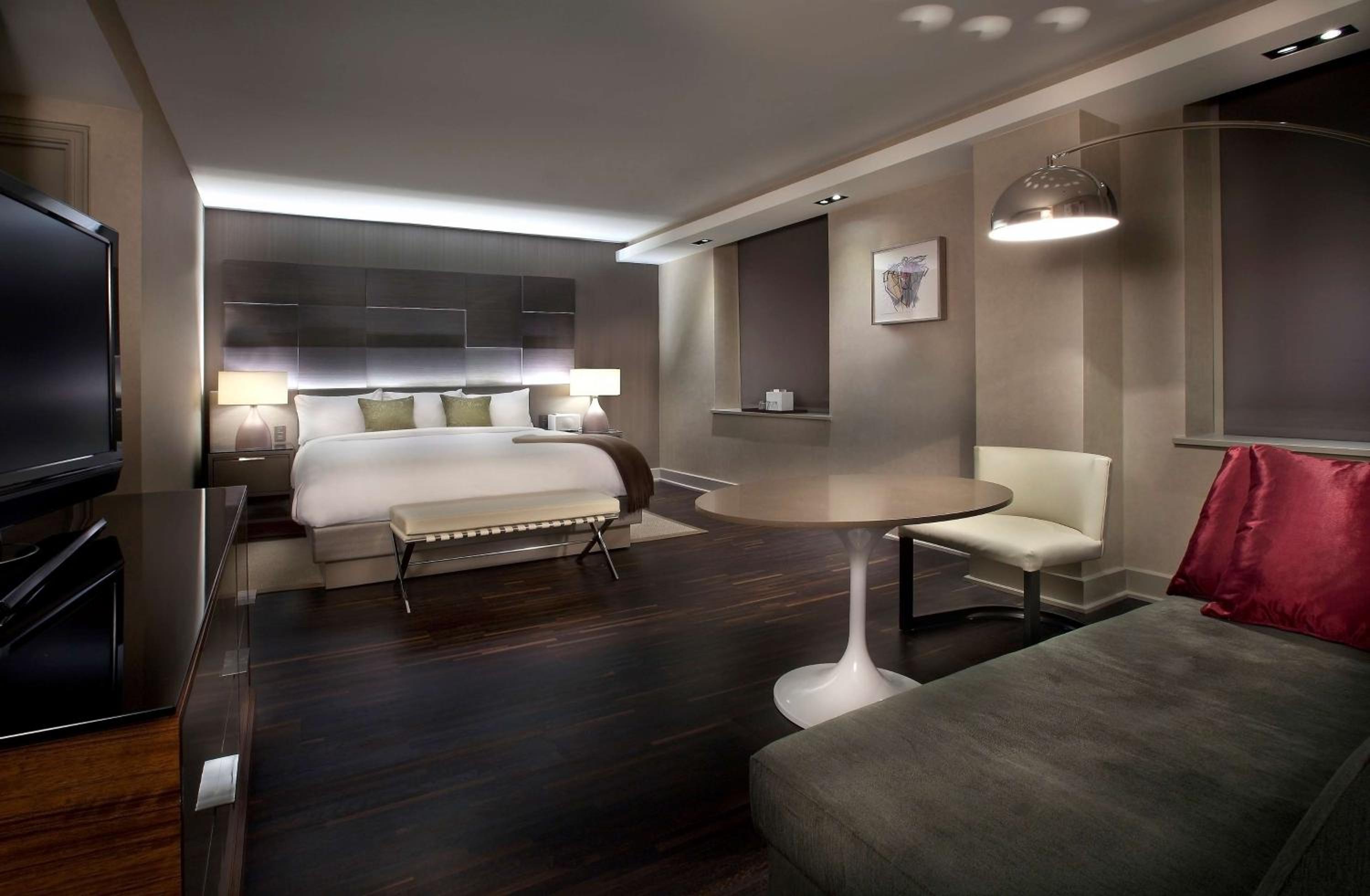 One-Bedroom Suite photo 3