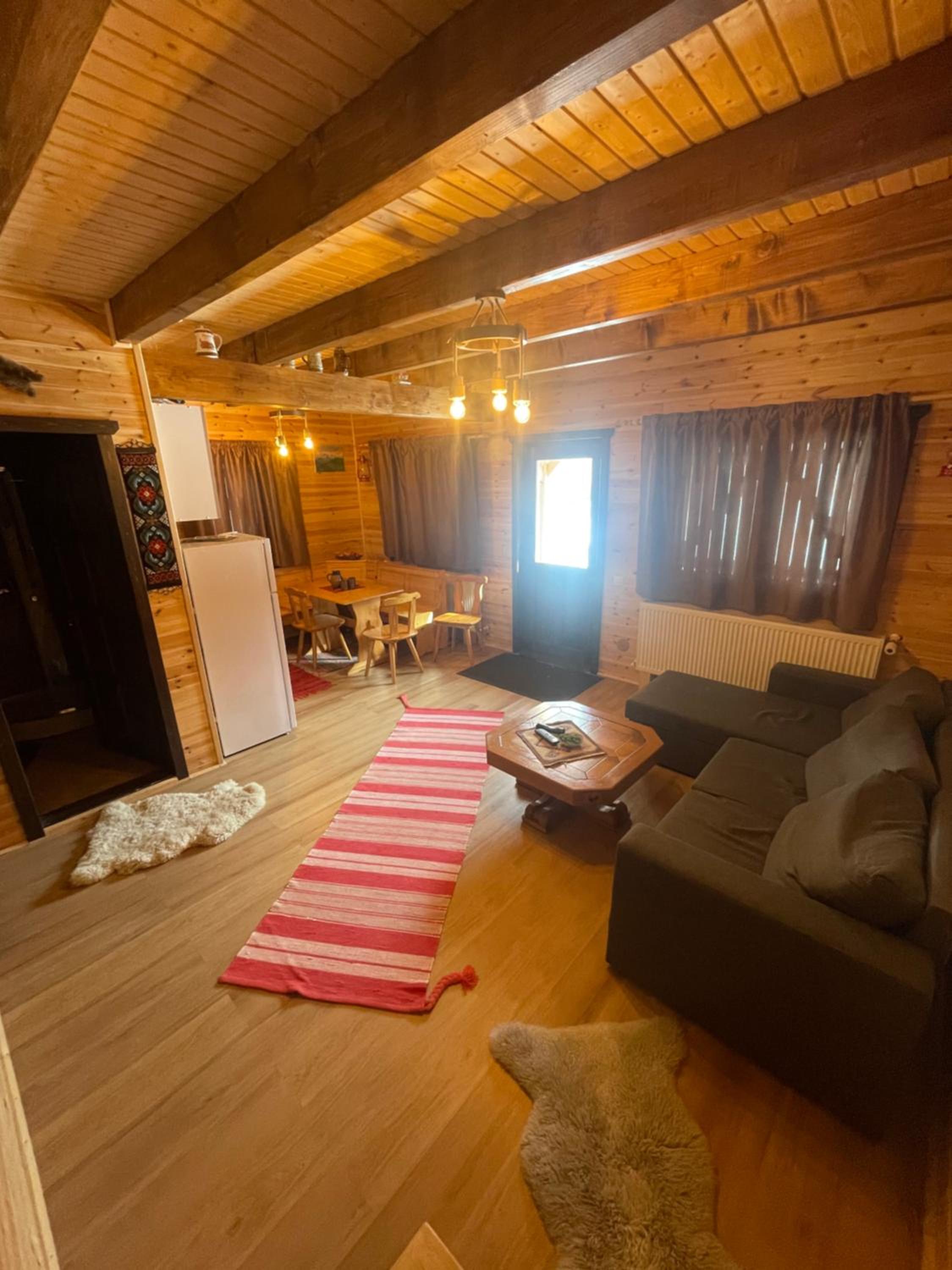 Two-Bedroom House - Photo 7