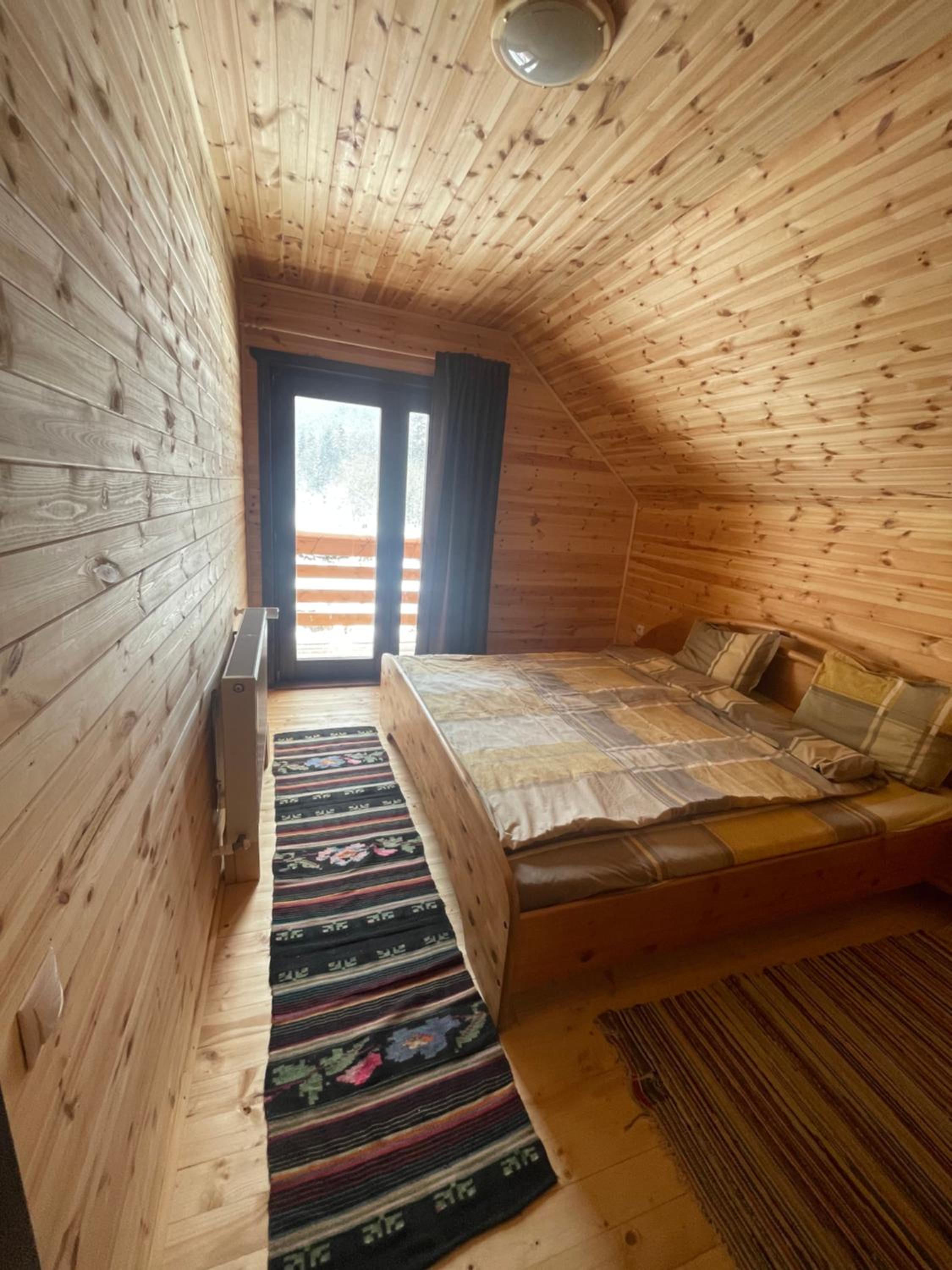 Two-Bedroom House - Photo 10
