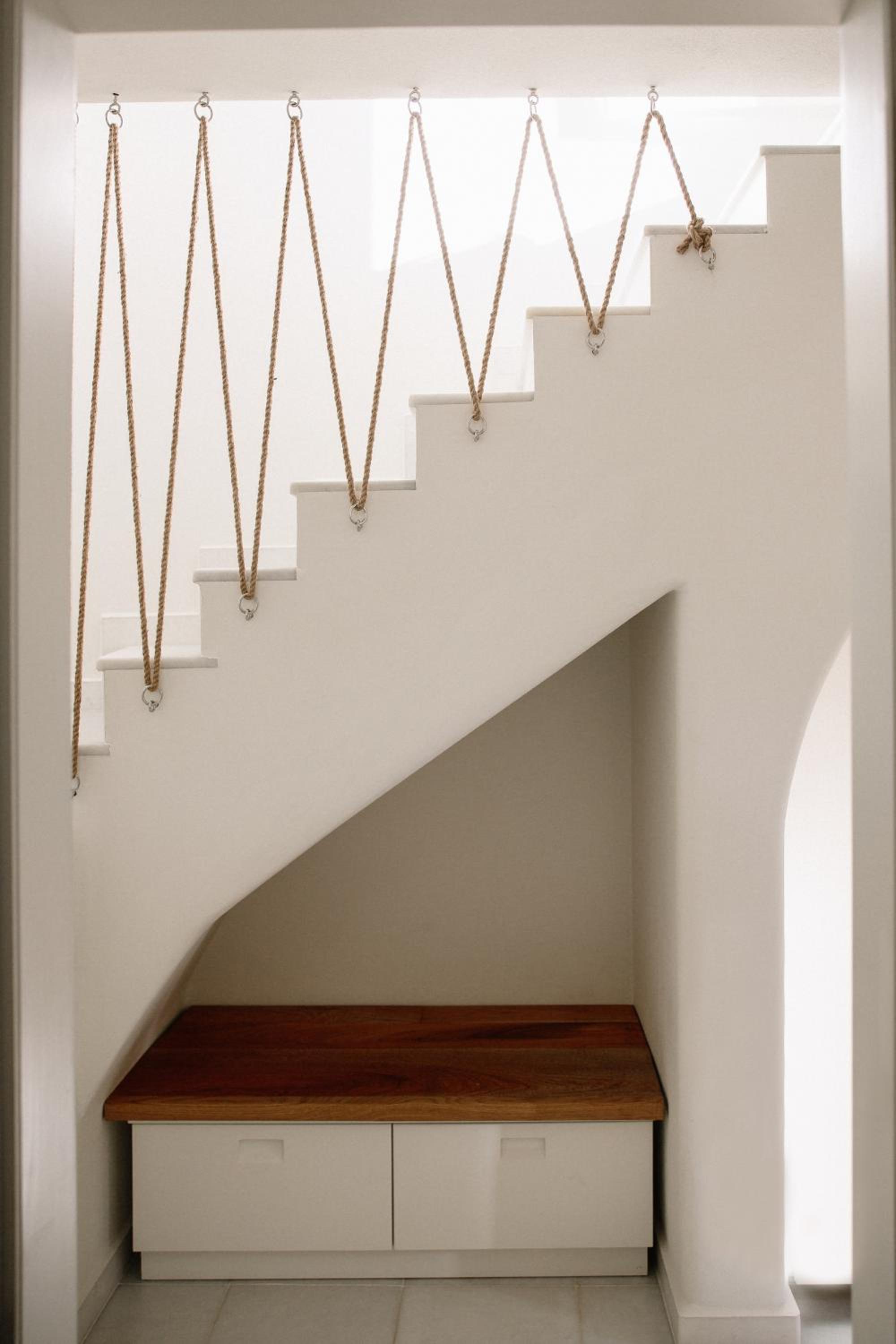 Partial Sea View Maisonette - Photo 9