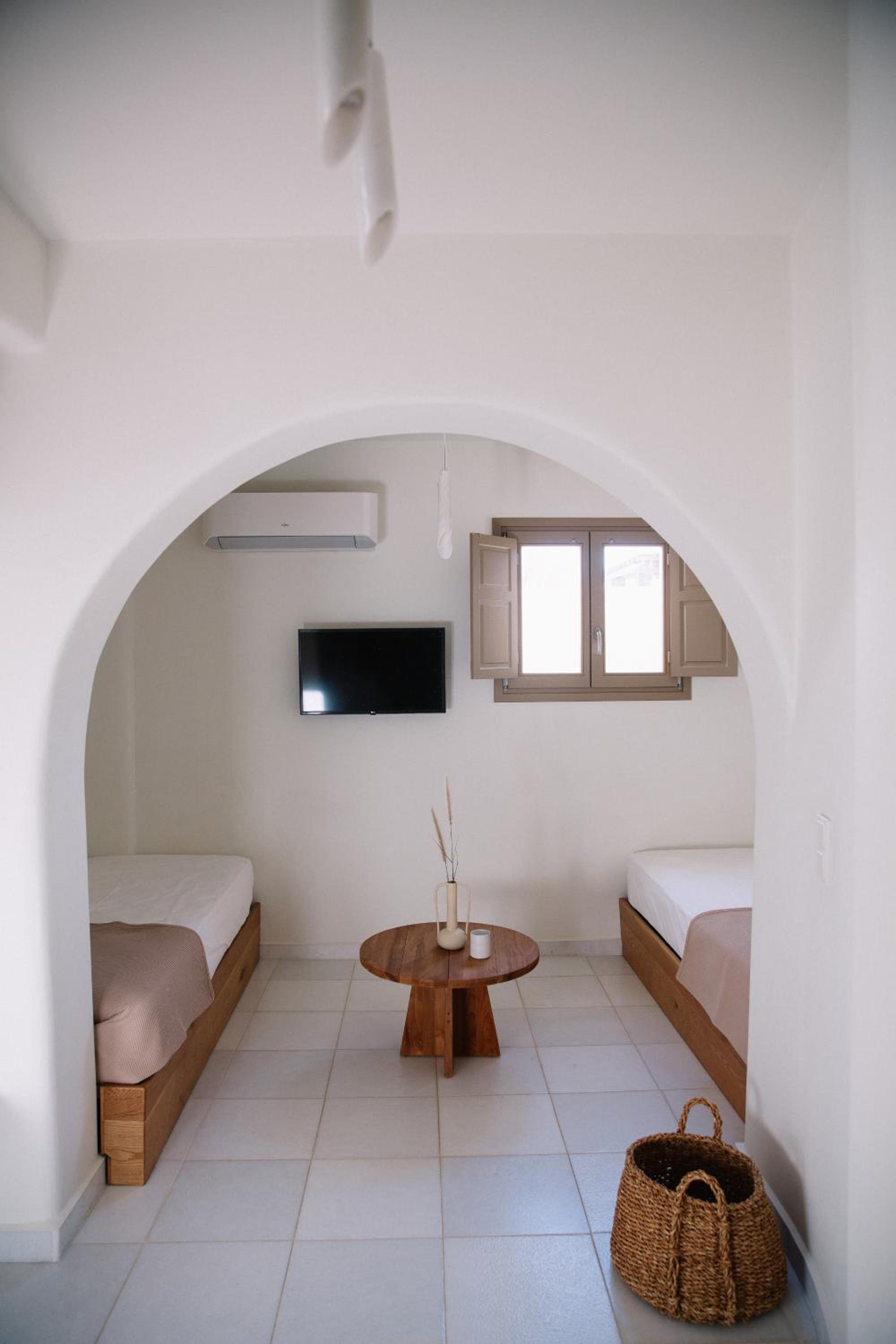 Partial Sea View Maisonette - Photo 5