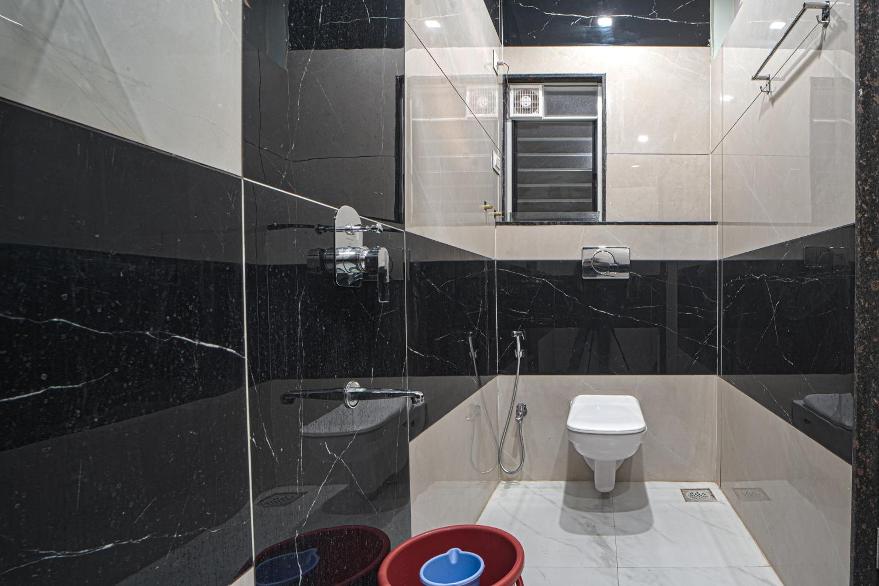 Standard Double Room with Fan photo 3