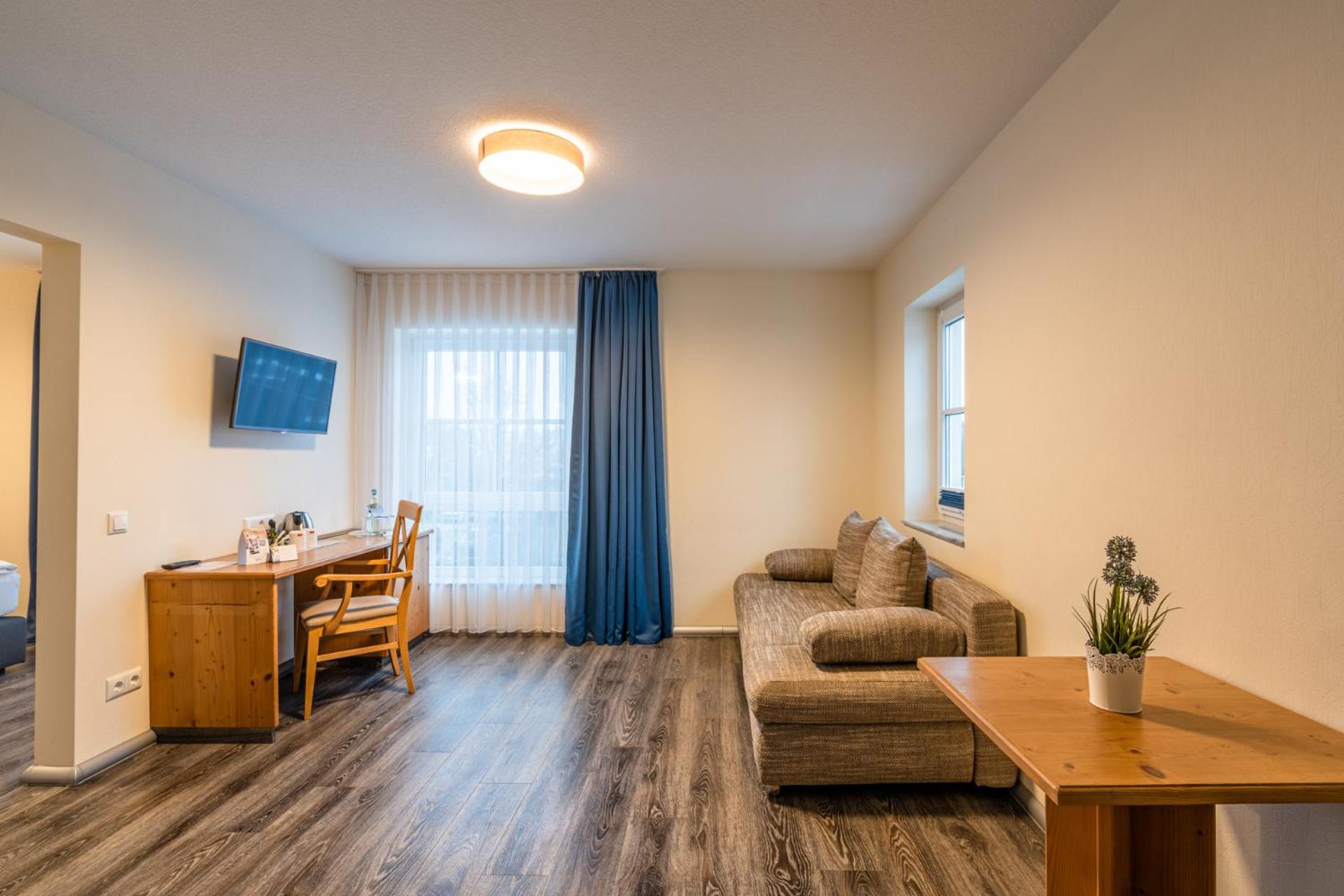 Family Room - Photo 1