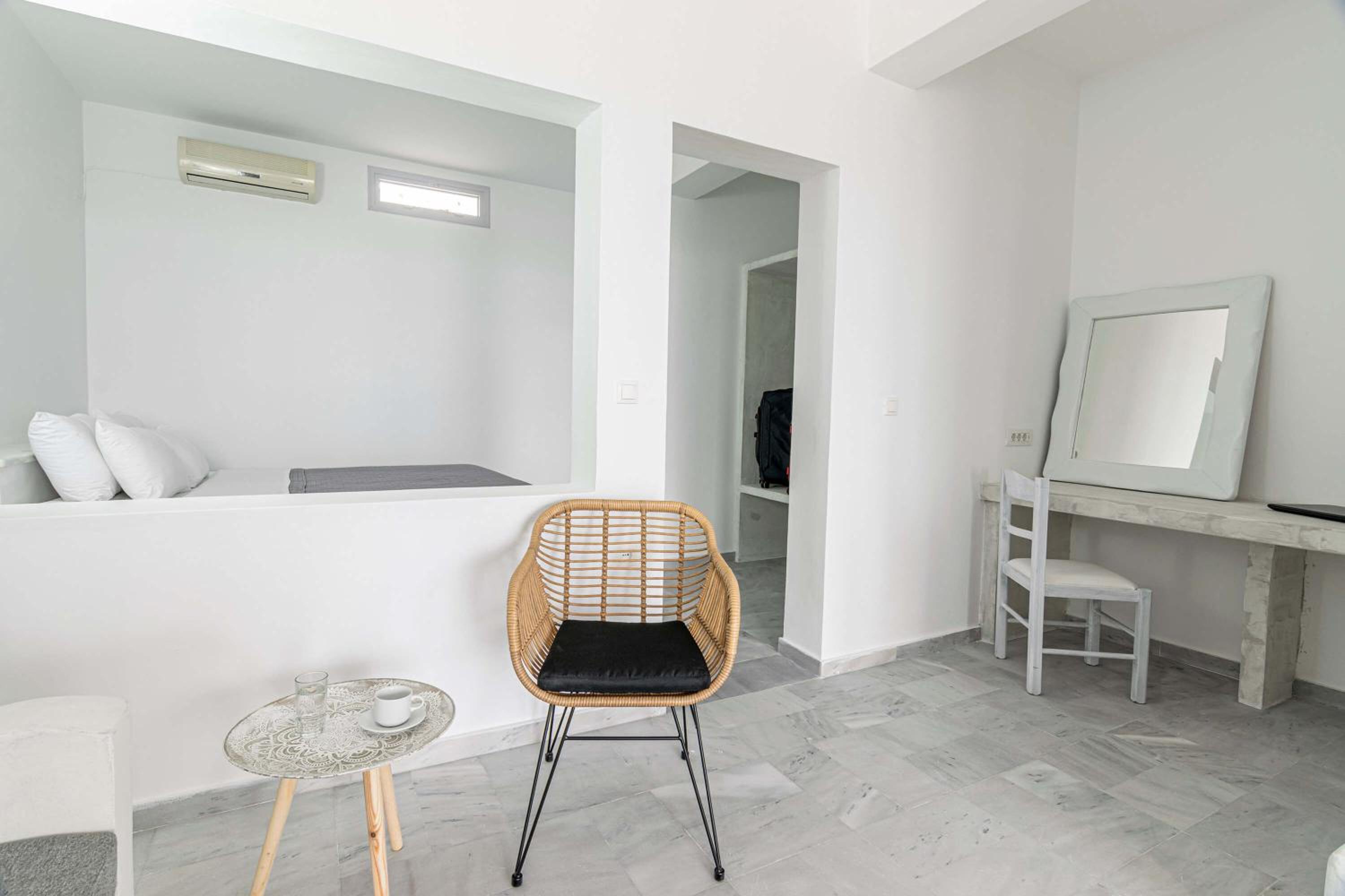 Deluxe Suite with Sea View