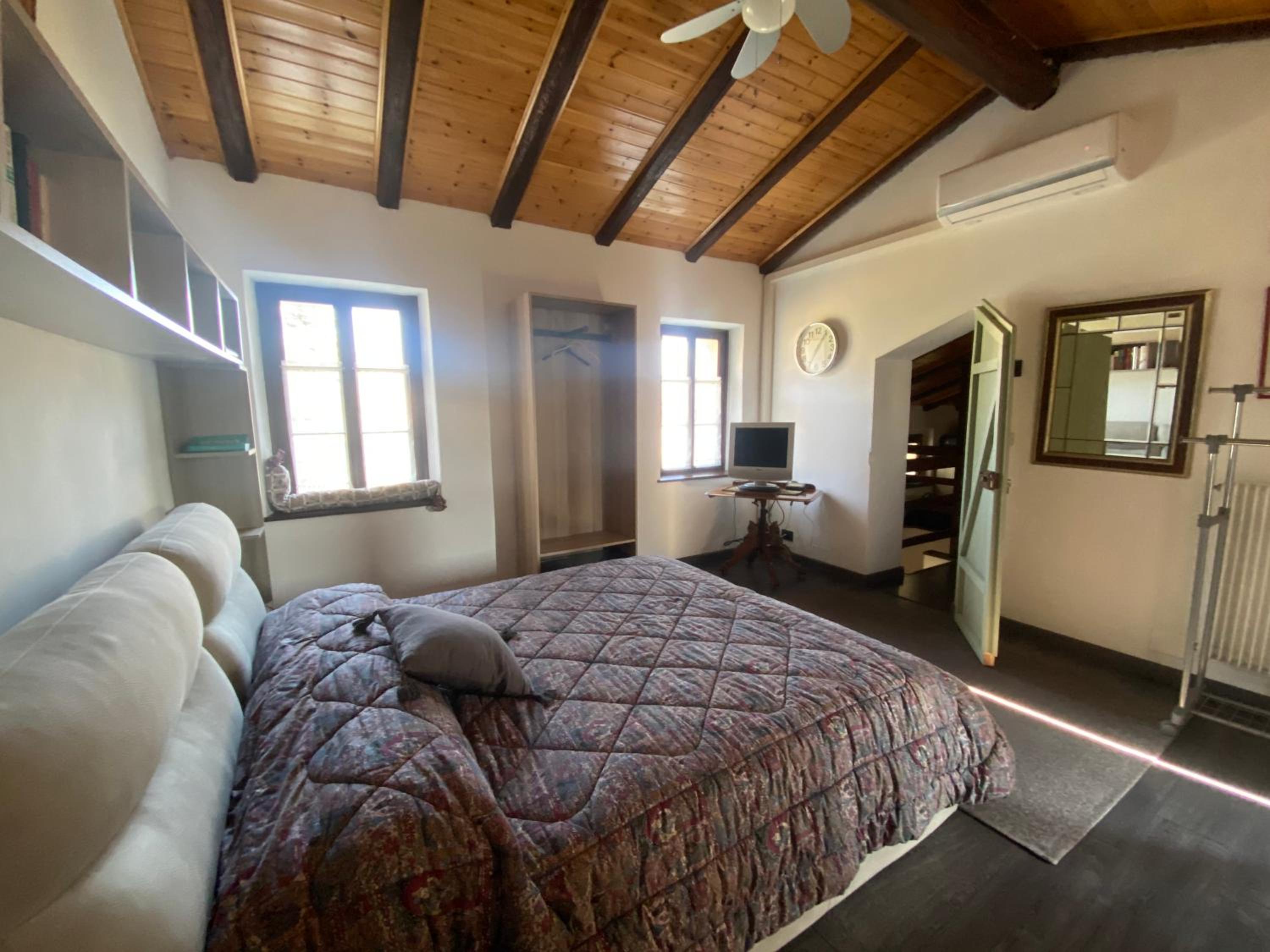 Double Room with Private Bathroom photo 1