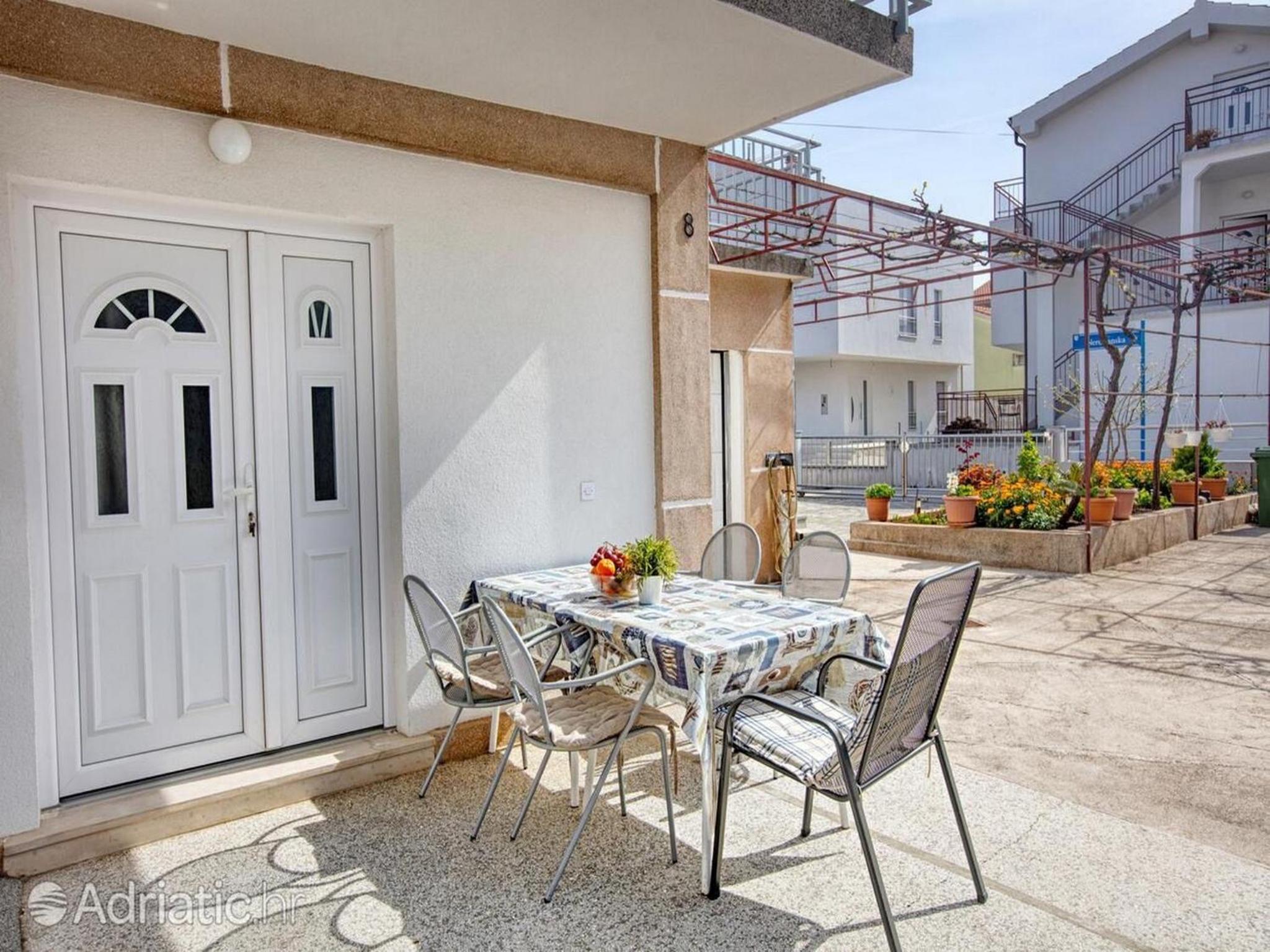 One-Bedroom Apartment with Terrace