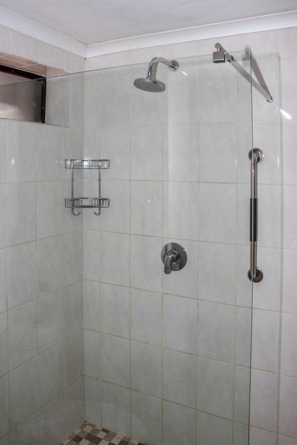Apartment - Photo 50
