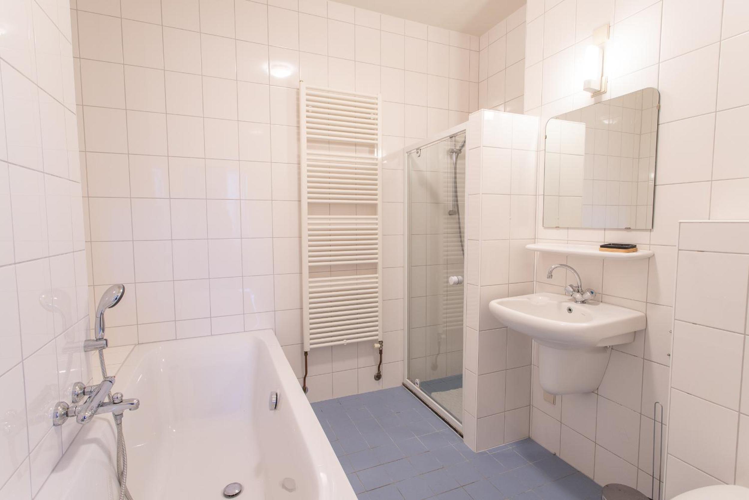 Deluxe Double Room With Bath photo 2