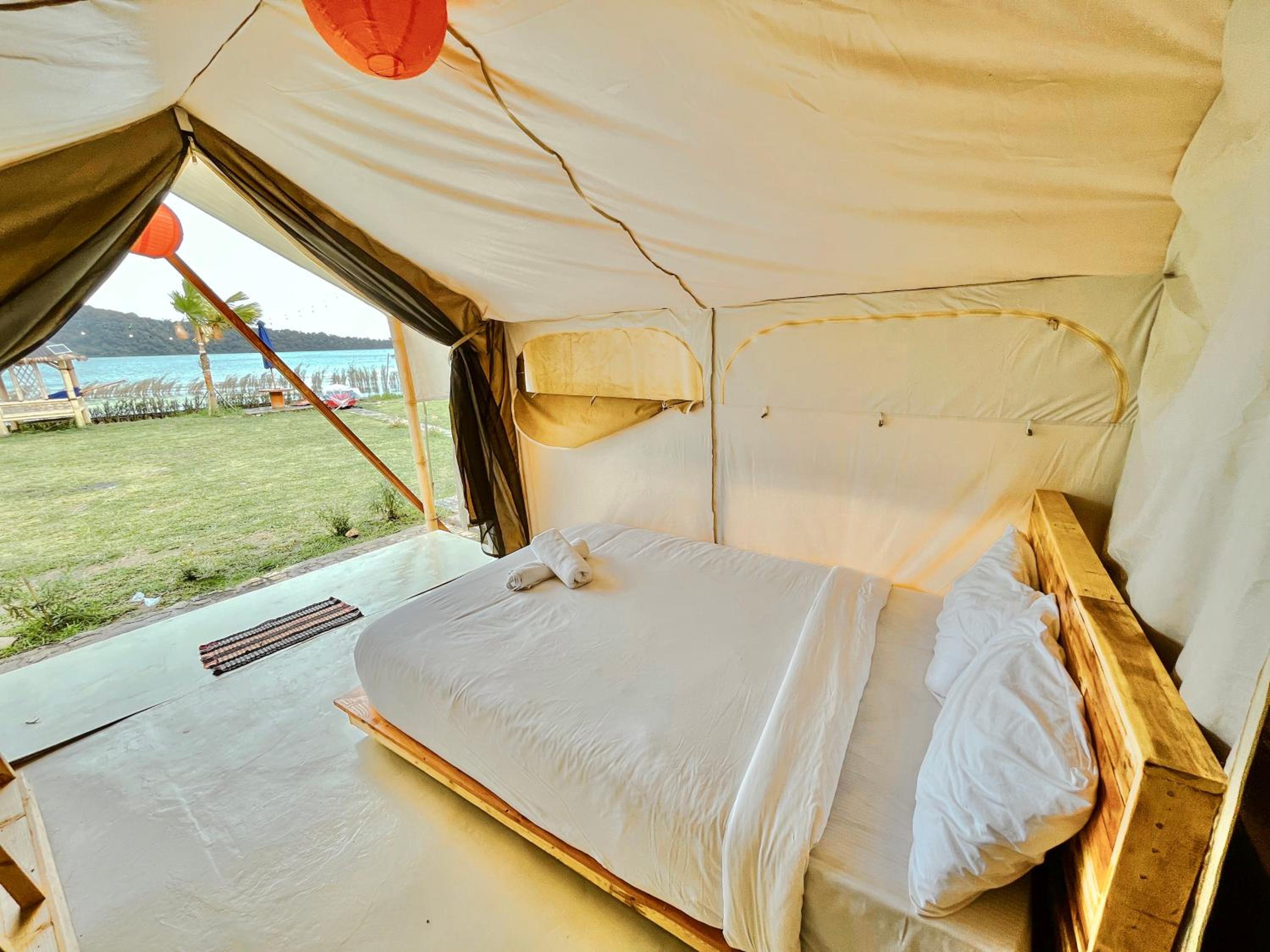 Tent photo 2
